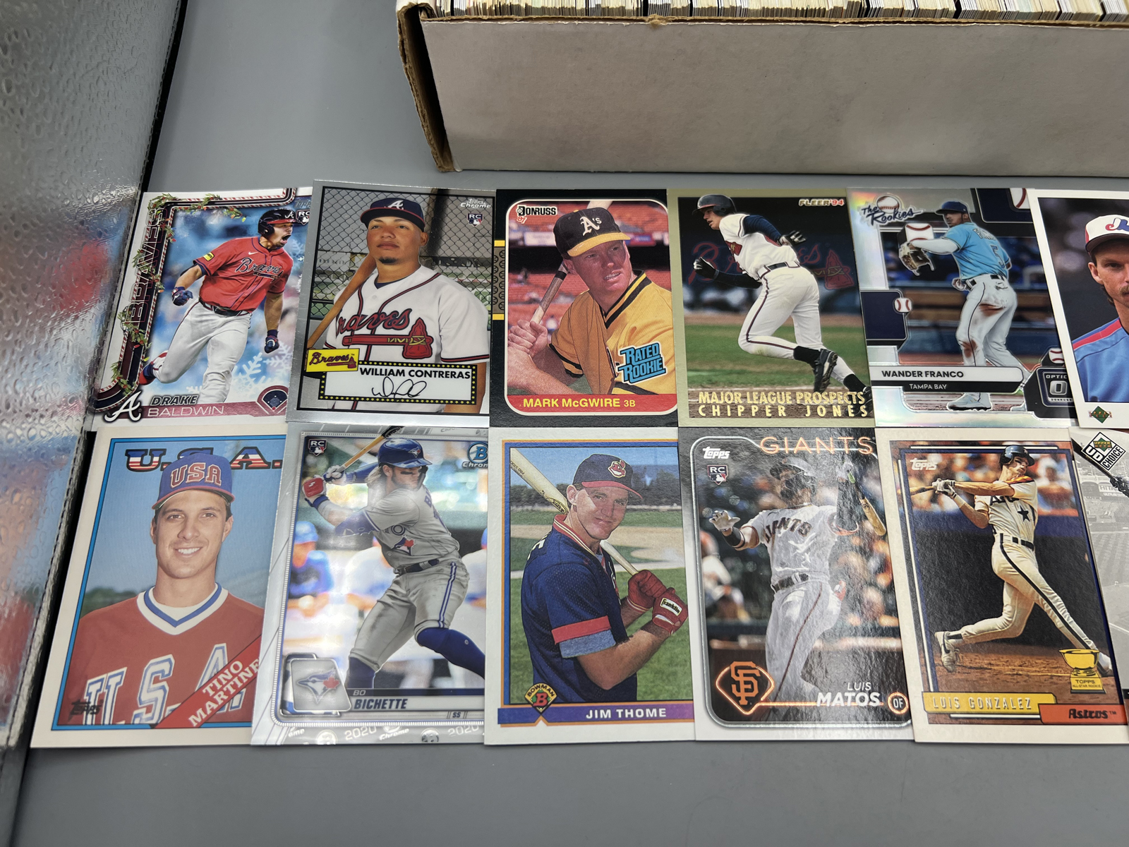 Box of (550+) Assorted Baseball Rookie Cards W/ Lots of Stars - Varying Conditions