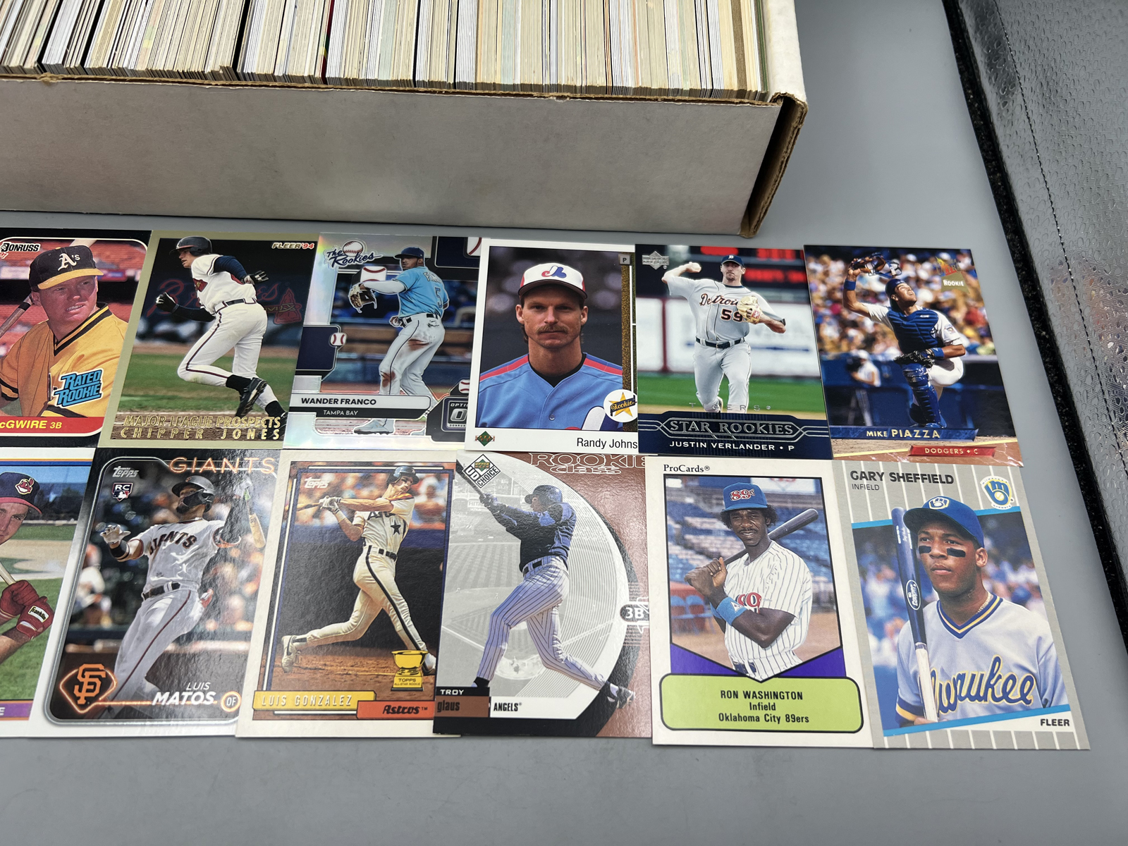 Box of (550+) Assorted Baseball Rookie Cards W/ Lots of Stars - Varying Conditions