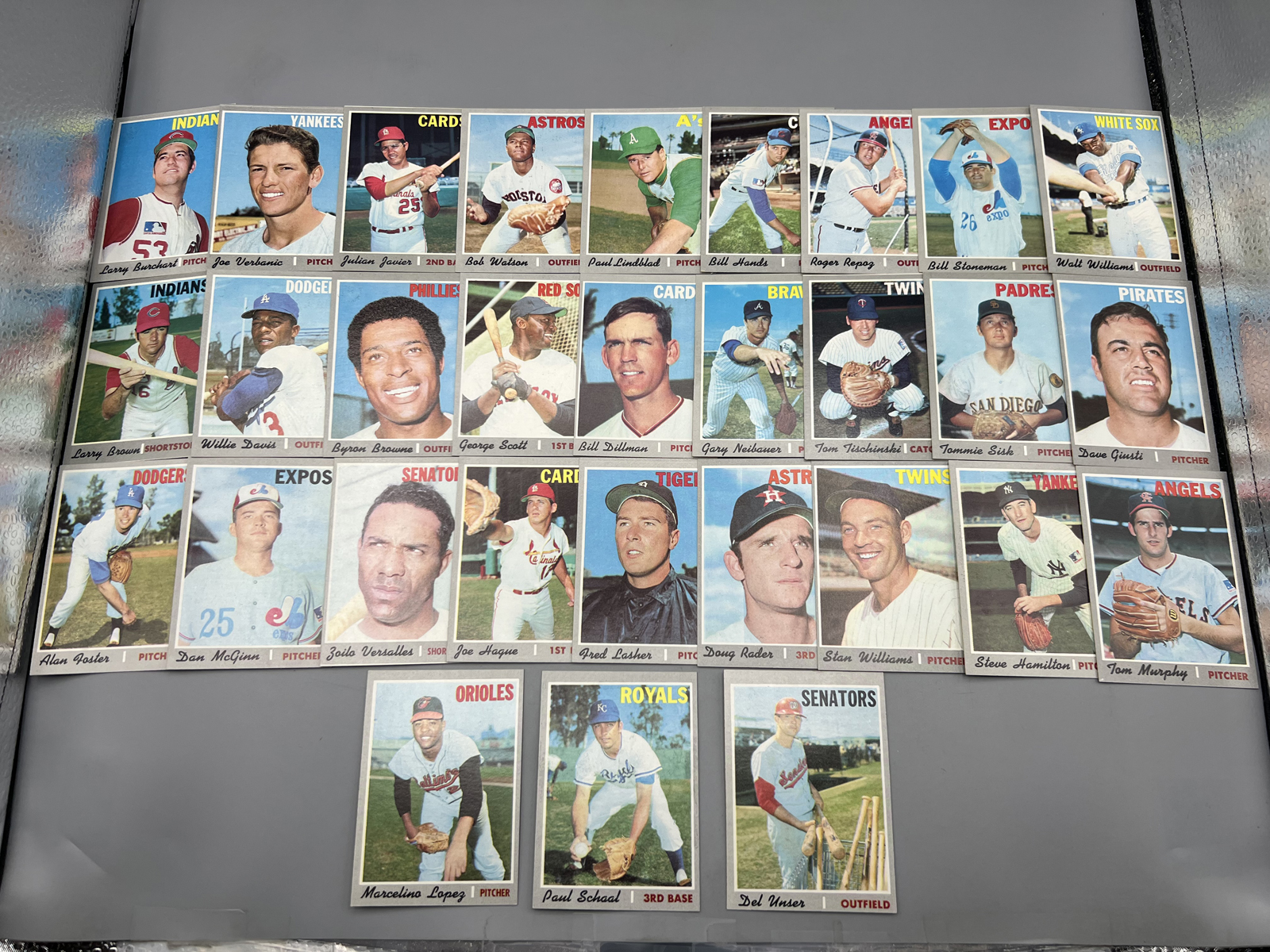 (30) 1970 Topps Baseball Cards - Varying Conditions