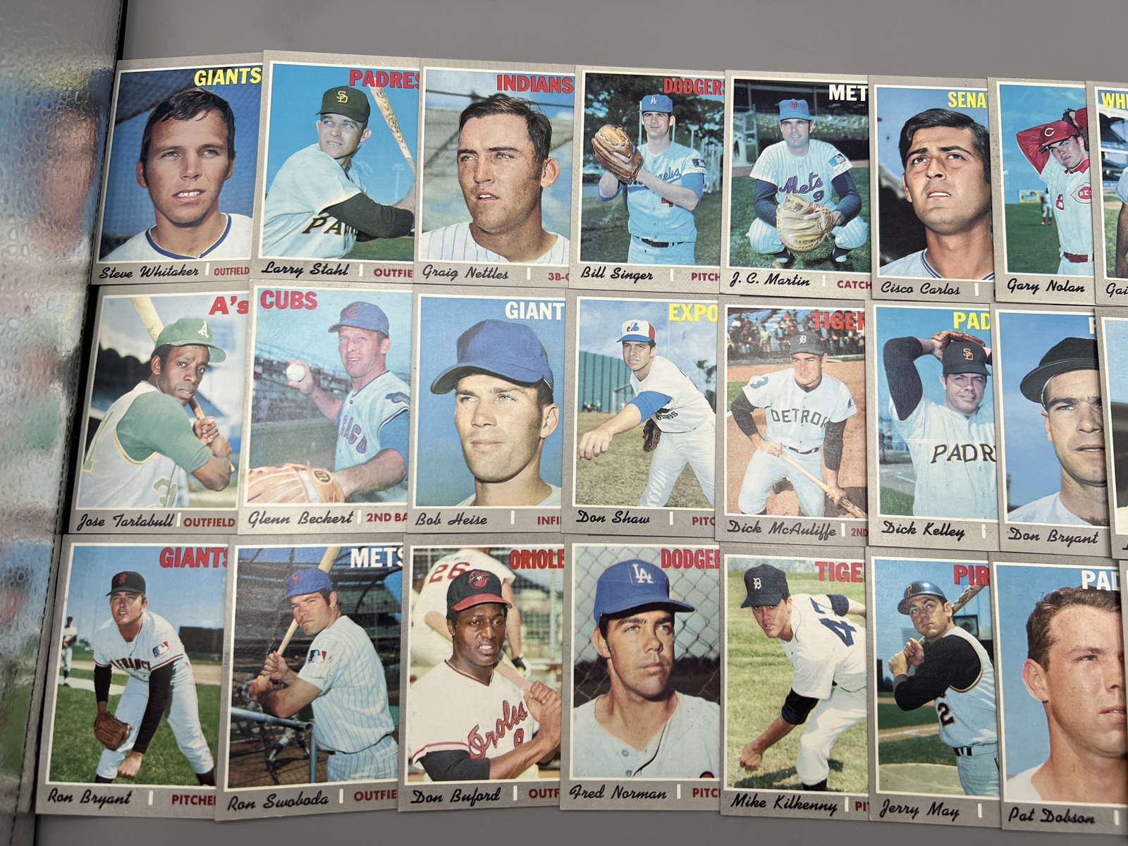 (30) 1970 Topps Baseball Cards - Varying Conditions