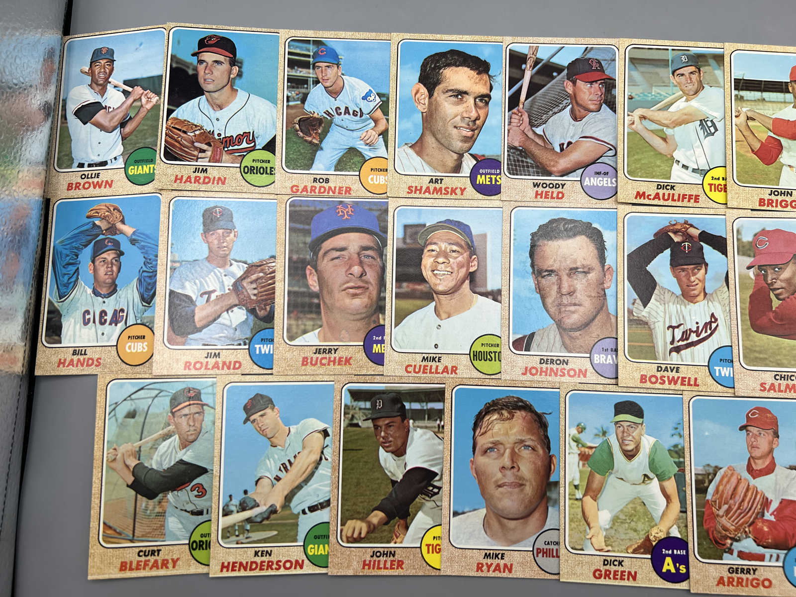 (25) 1968 Topps Baseball Cards - Varying Conditions