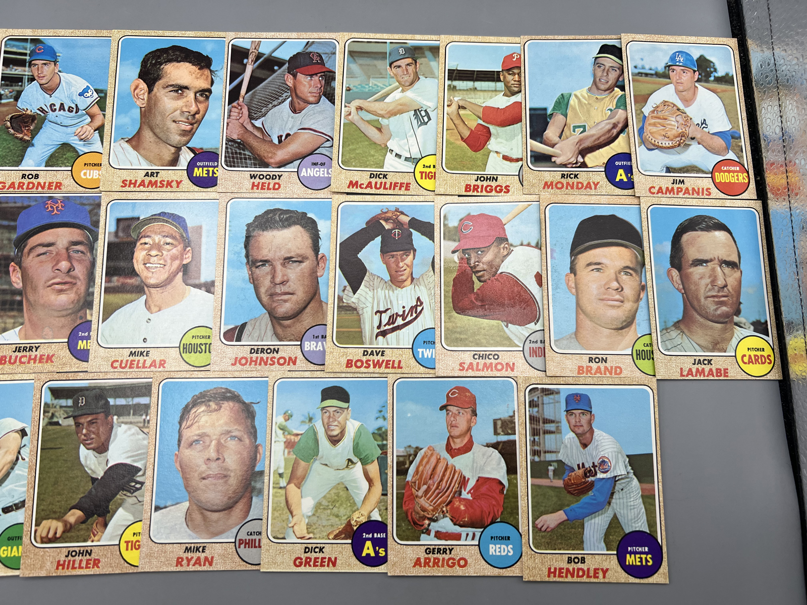 (25) 1968 Topps Baseball Cards - Varying Conditions