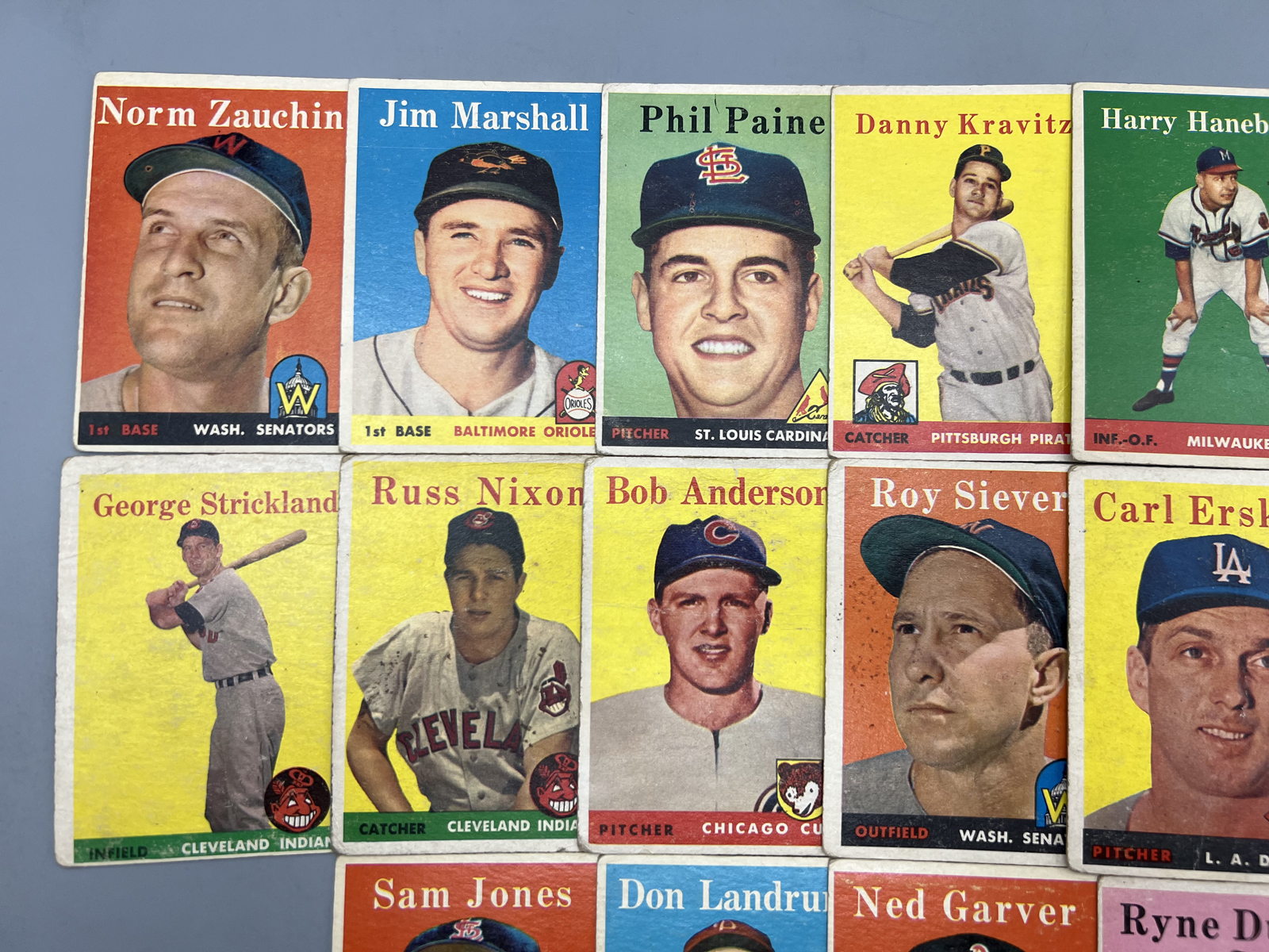 (16) 1958 Topps Baseball Cards - Varying Conditions