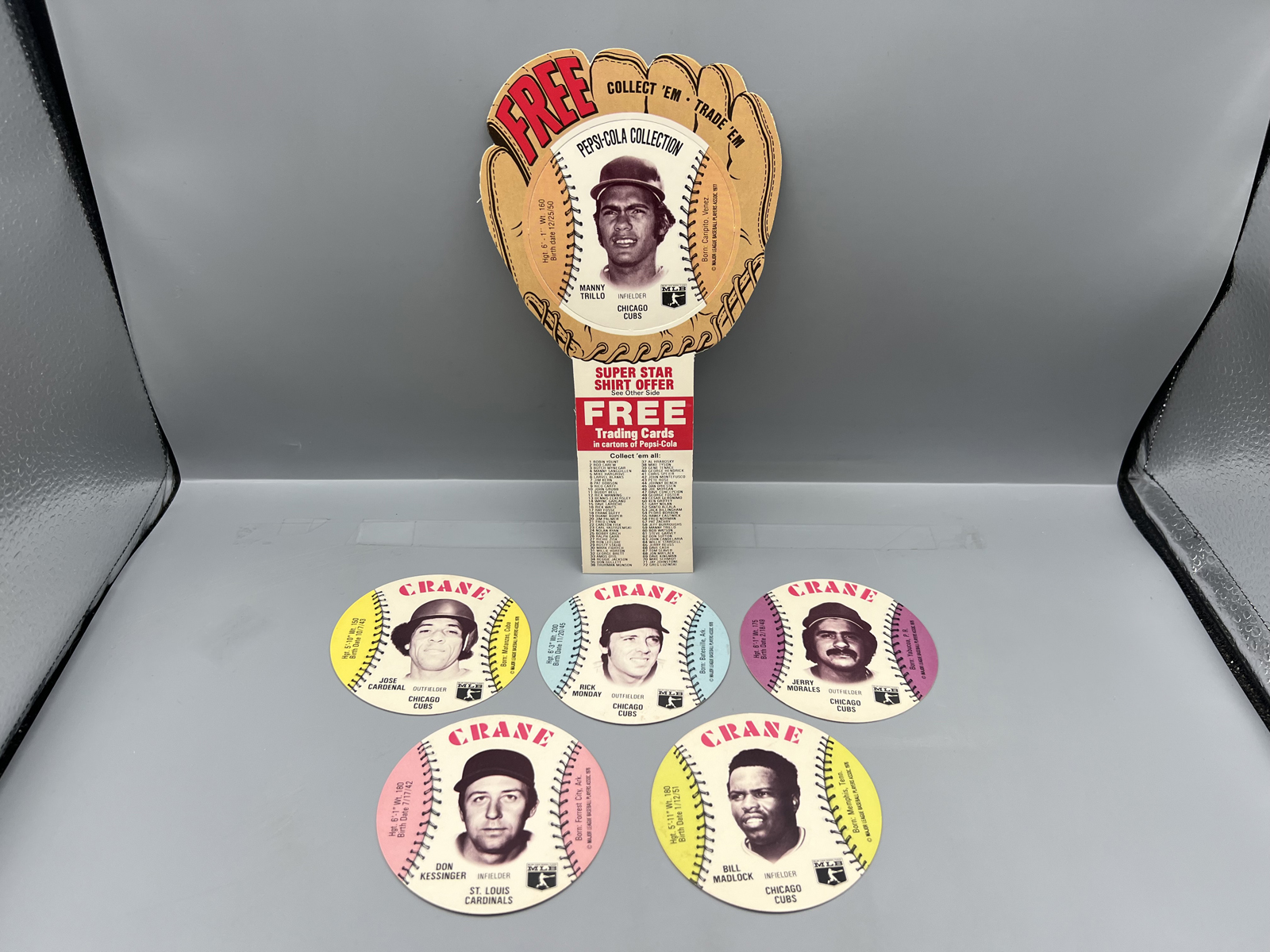 (5) 1976 Crane Baseball & (1) 1977 Pepsi-Cola Collection Manny Trillo Unpunched