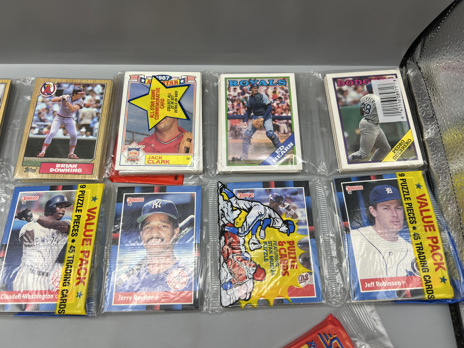 (6) Assorted Vintage Baseball Unopened Rack Packs