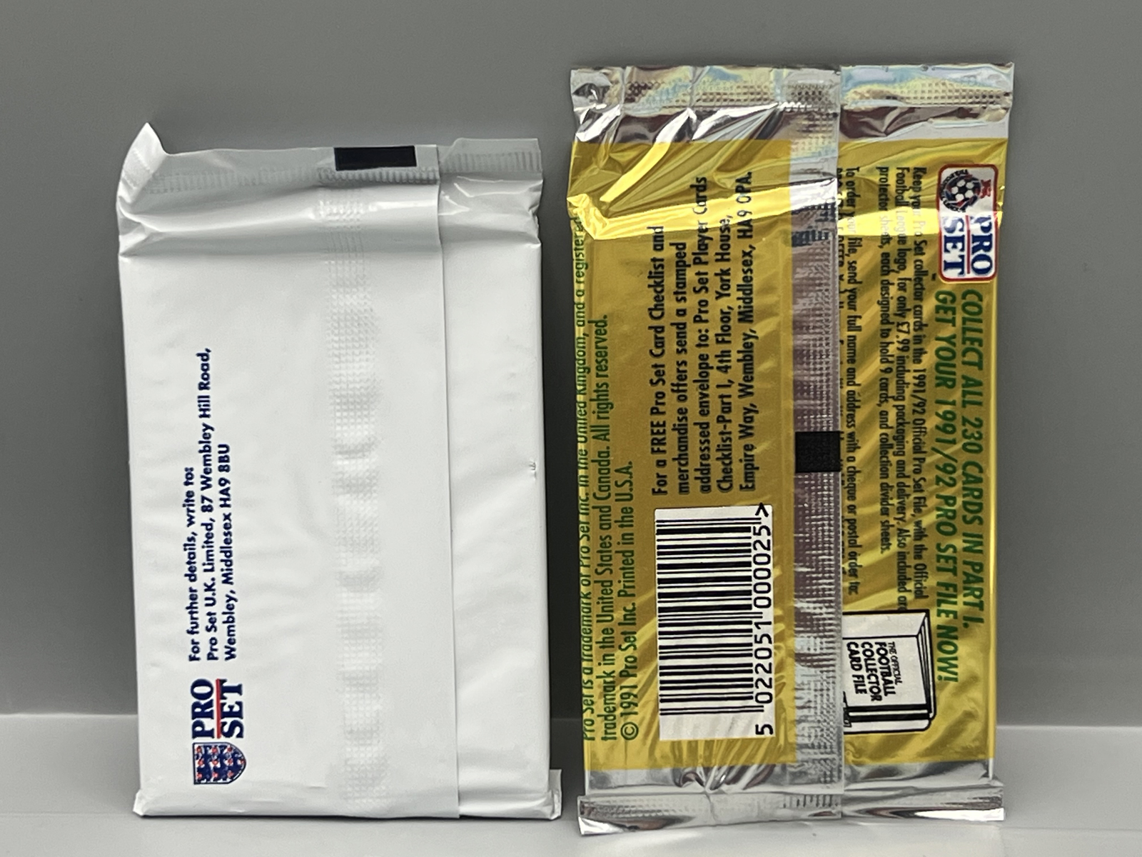 (20) Assorted Vintage Unopened Soccer Wax Packs