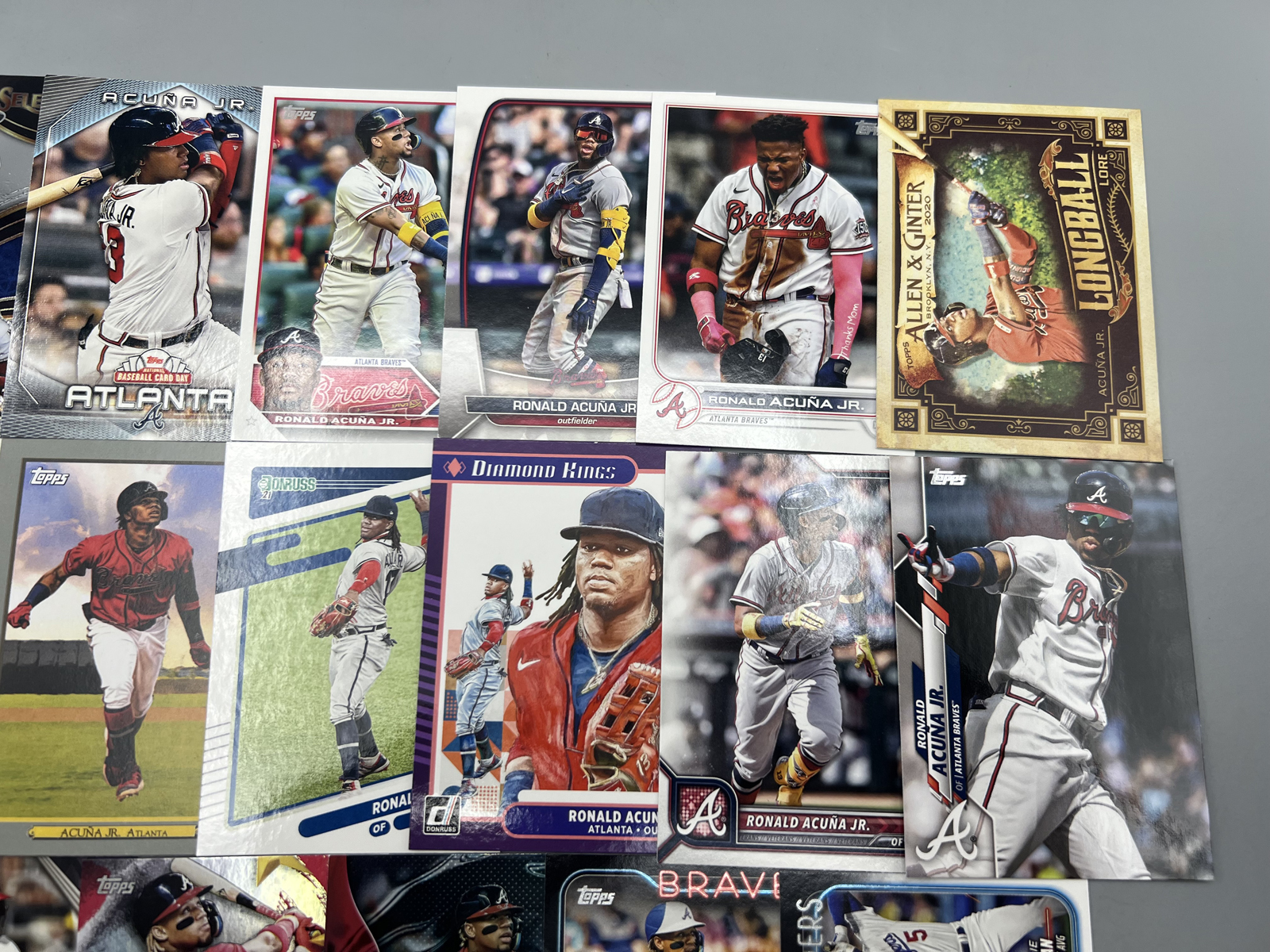 (20) Ronald Acuna Jr. Baseball Cards