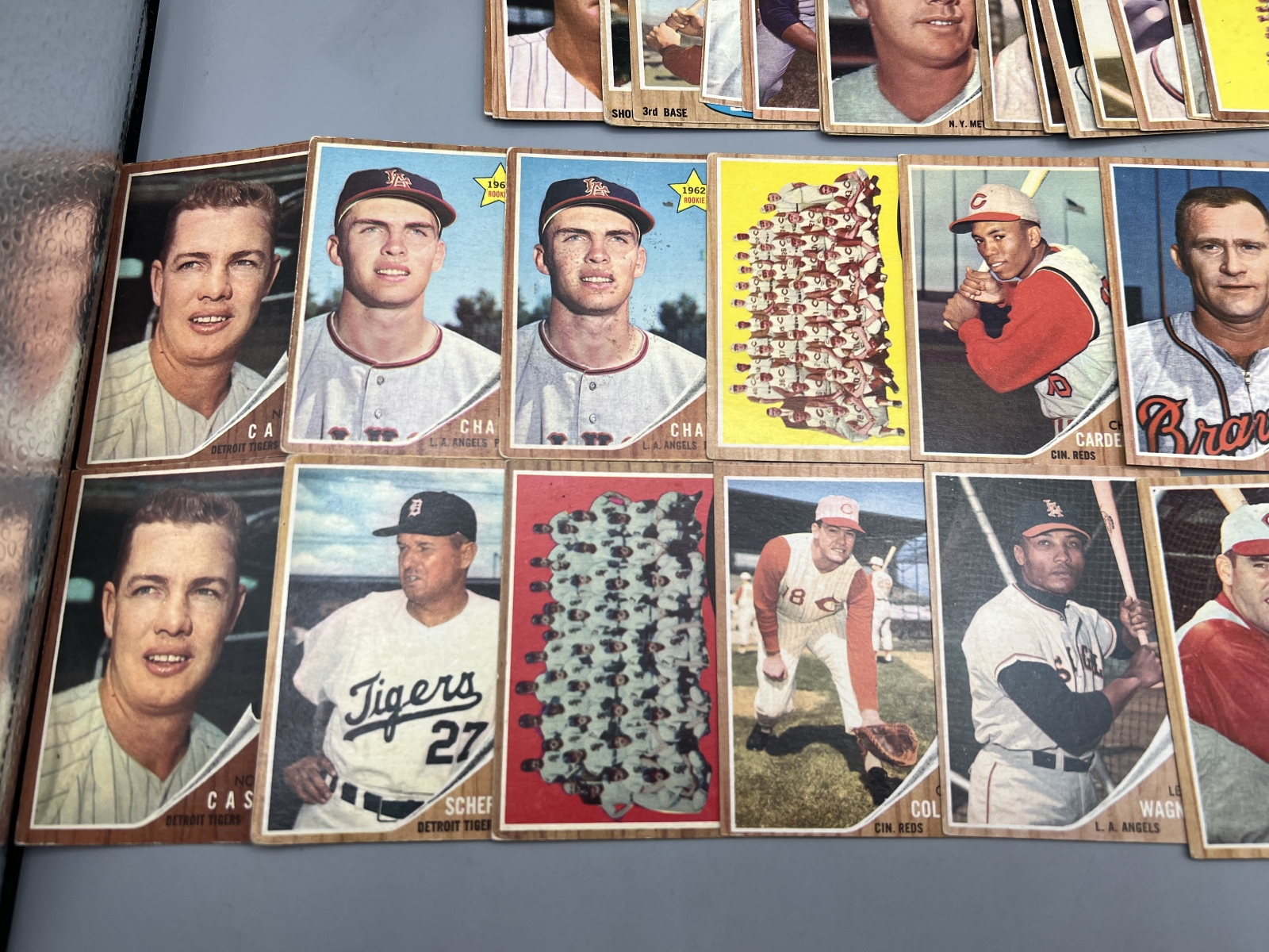 (40) 1962 Topps Baseball Cards - Varying Conditions