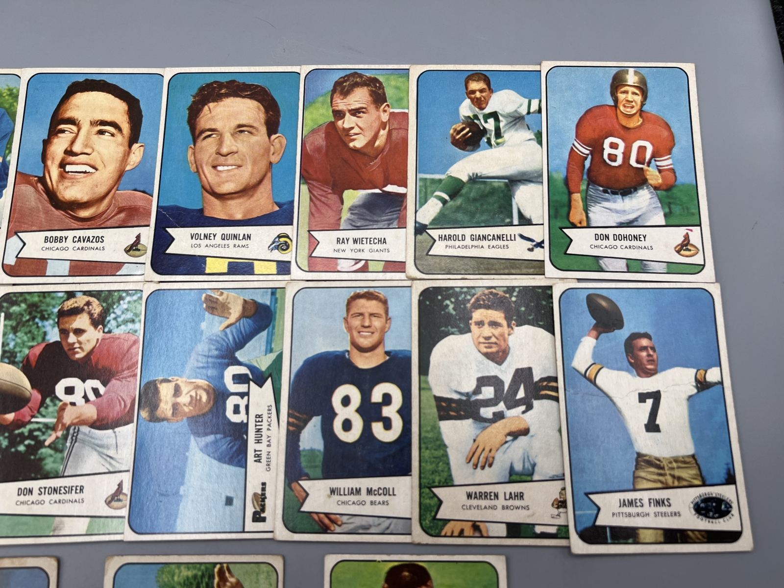 (17) 1954 Bowman Football Cards - Varying Conditions