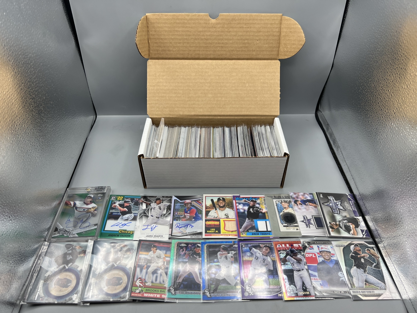 Box of Assorted Chicago White Sox Baseball Cards W/ Many Stars, Rookies, Autos, Relics, Refractors, Parallels, & More