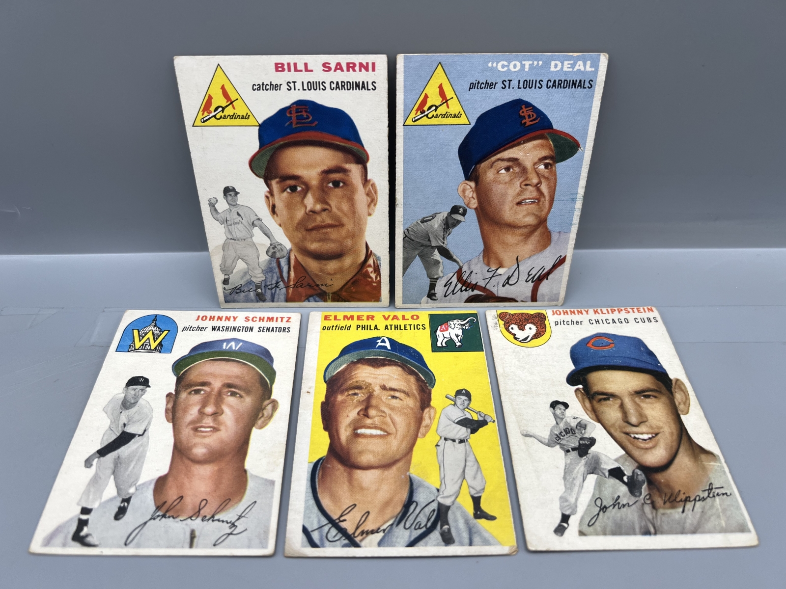 (5) 1954 Topps Baseball Cards - Varying Conditions