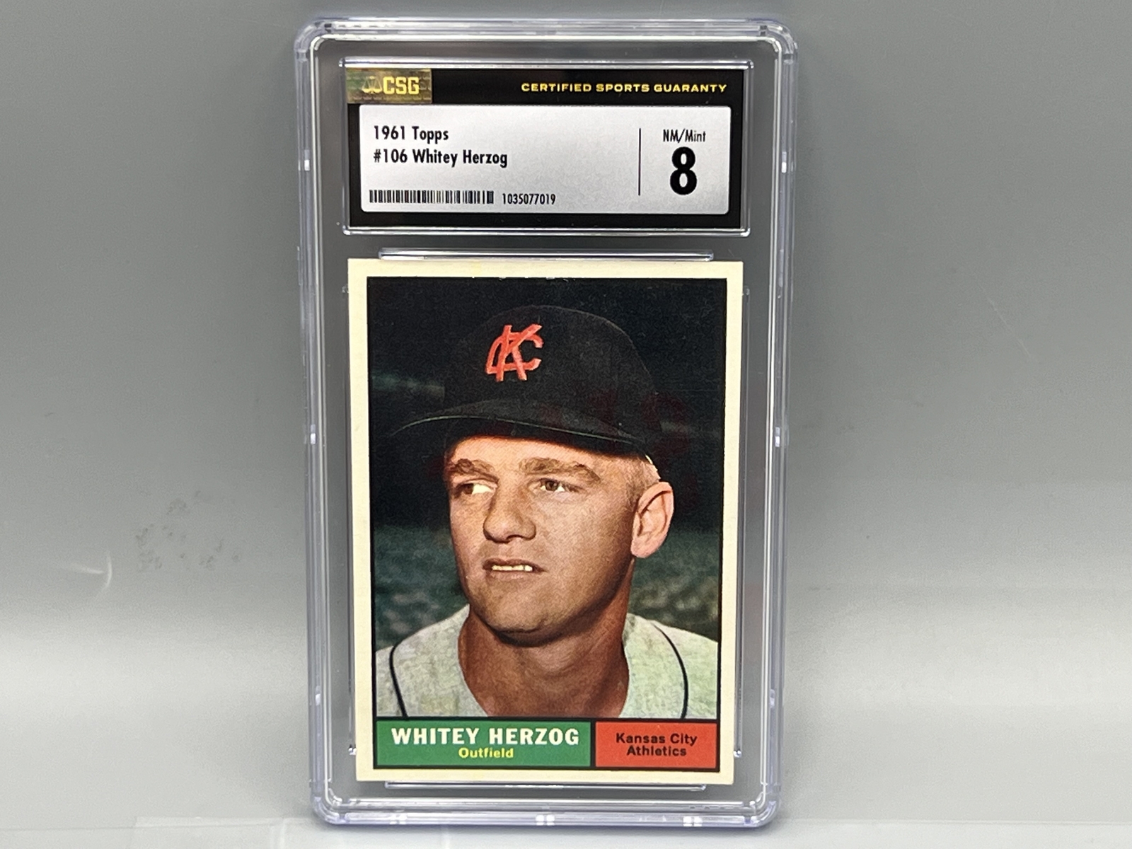 1961 Topps Whitey Herzog #106 CSG 8