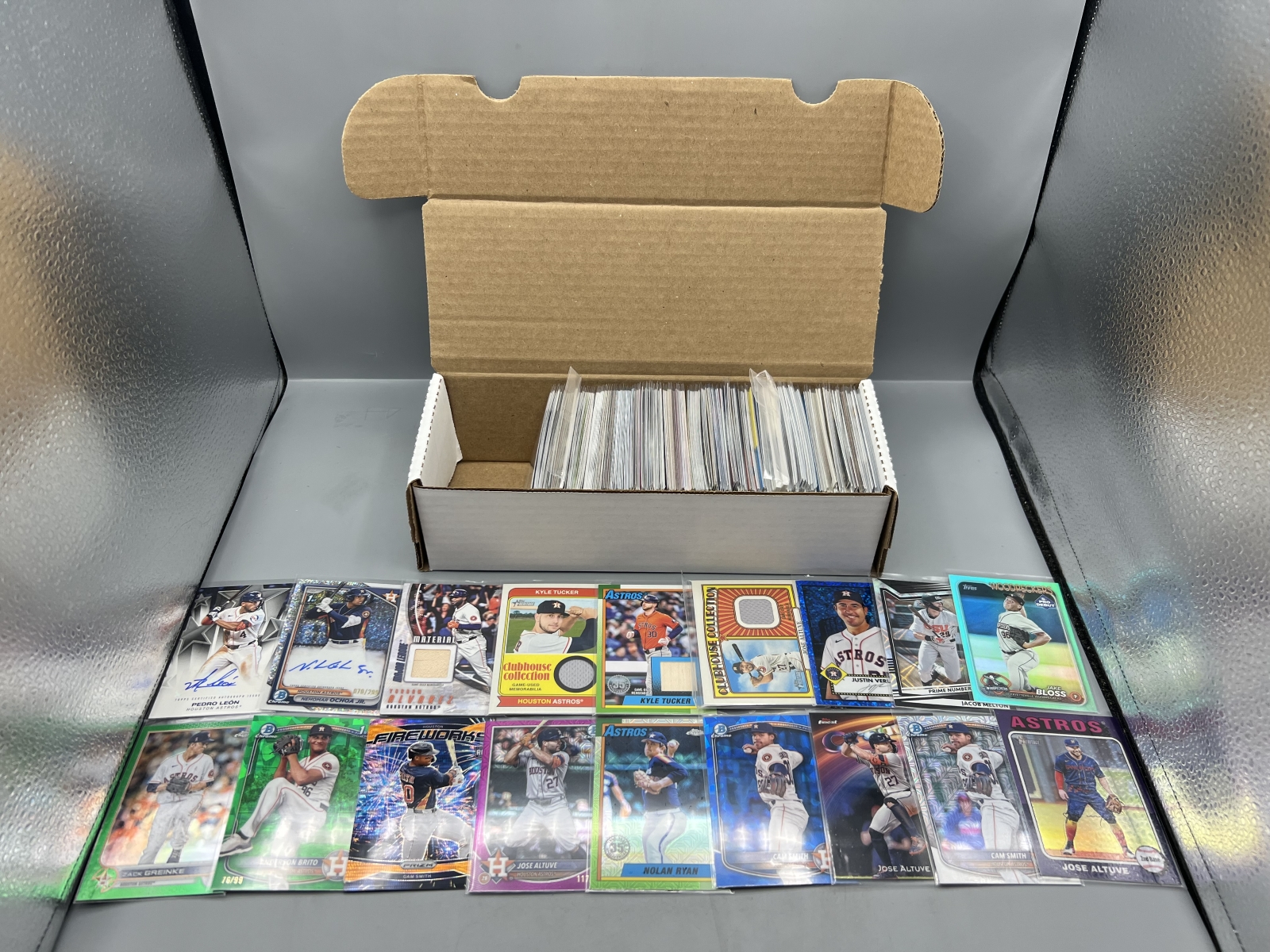 Box of Assorted Houston Astros Baseball Cards W/ Many Stars, Rookies, Autos, Relics, Refractors, Parallels, & More