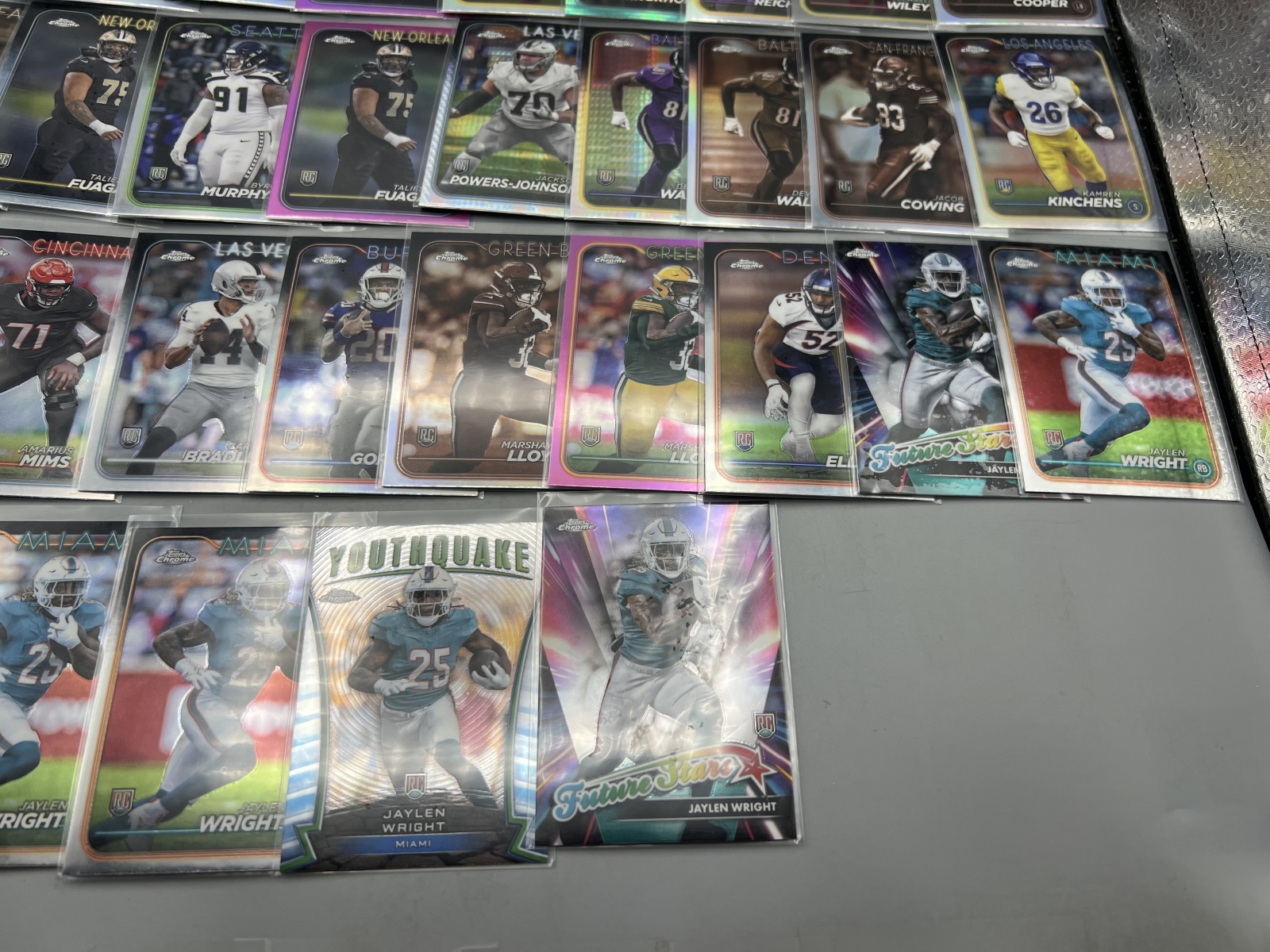 (30+) 2024 Topps Chrome Football Parallel/Refractors - Mostly Rookies