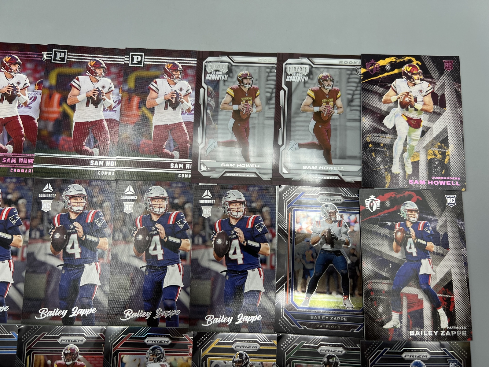 (21) 2022 Panini Chronicles Football Cards W/ Rookies & Parallels