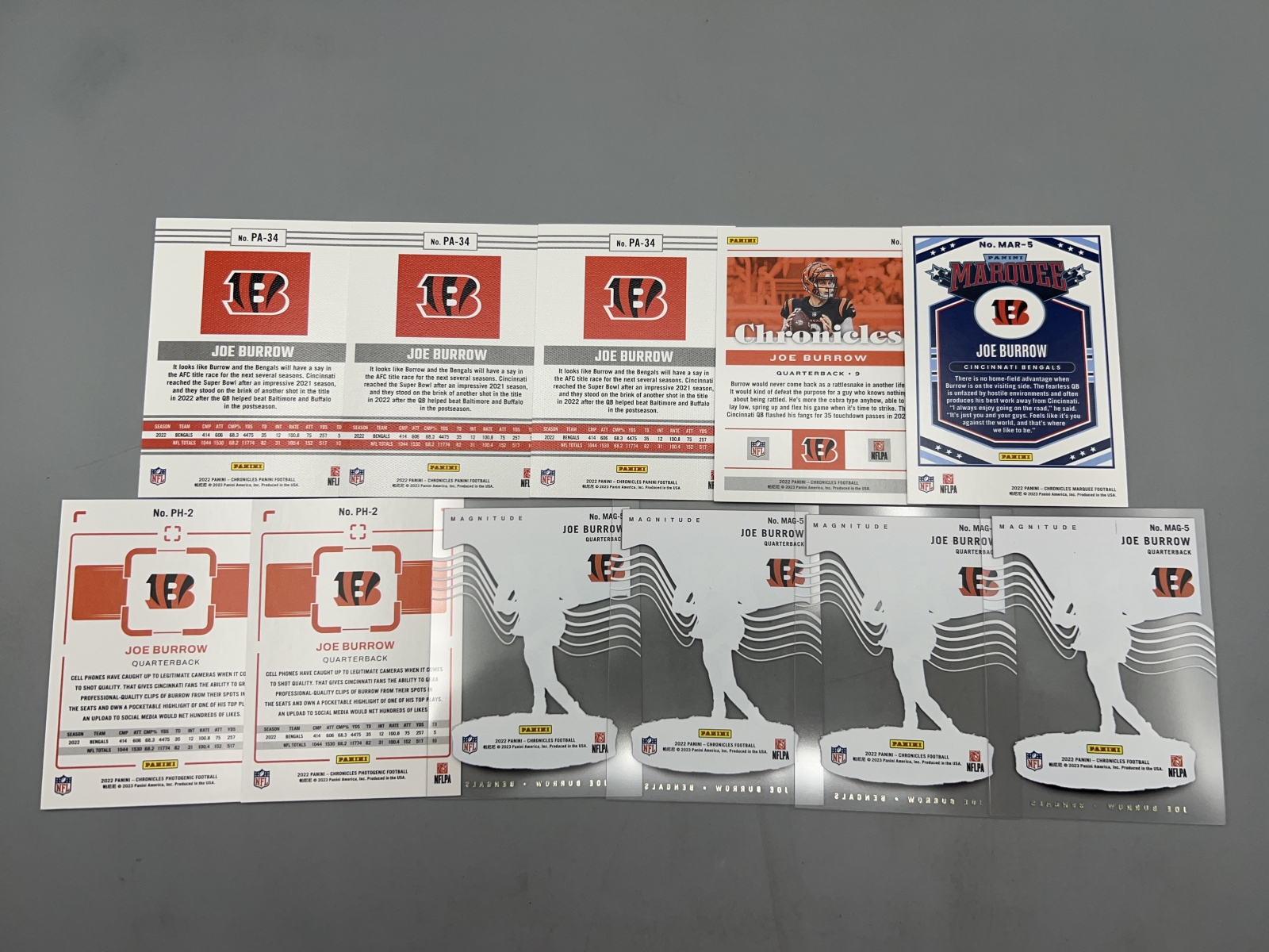 (11) Joe Burrow Football Cards