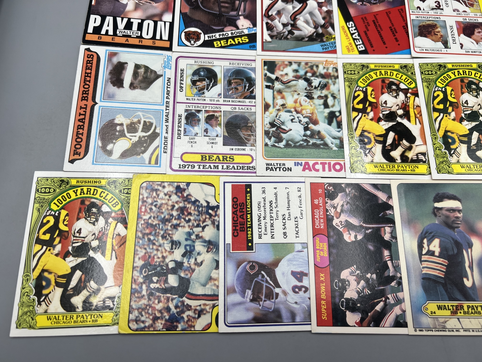 (19) 1980s Walter Payton Football Cards - Varying Conditions