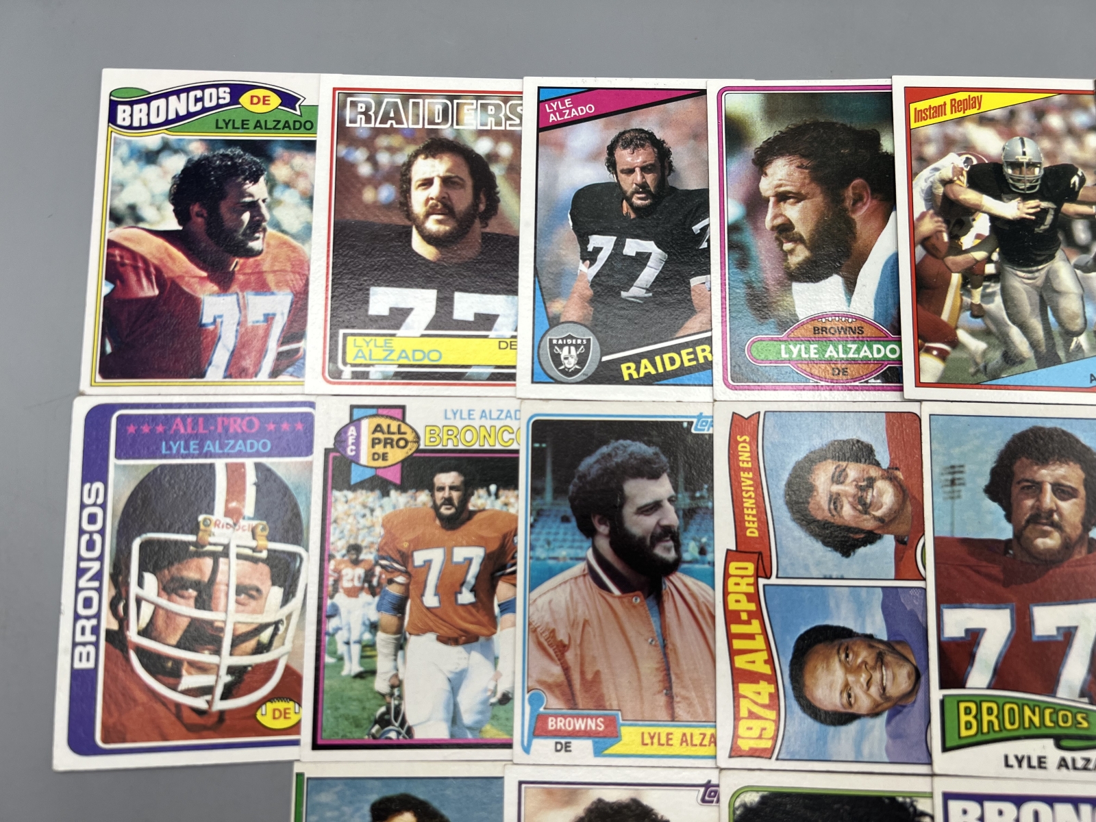 (16) Lyle Alzado Vintage Football Cards W/ RC - Varying Conditions