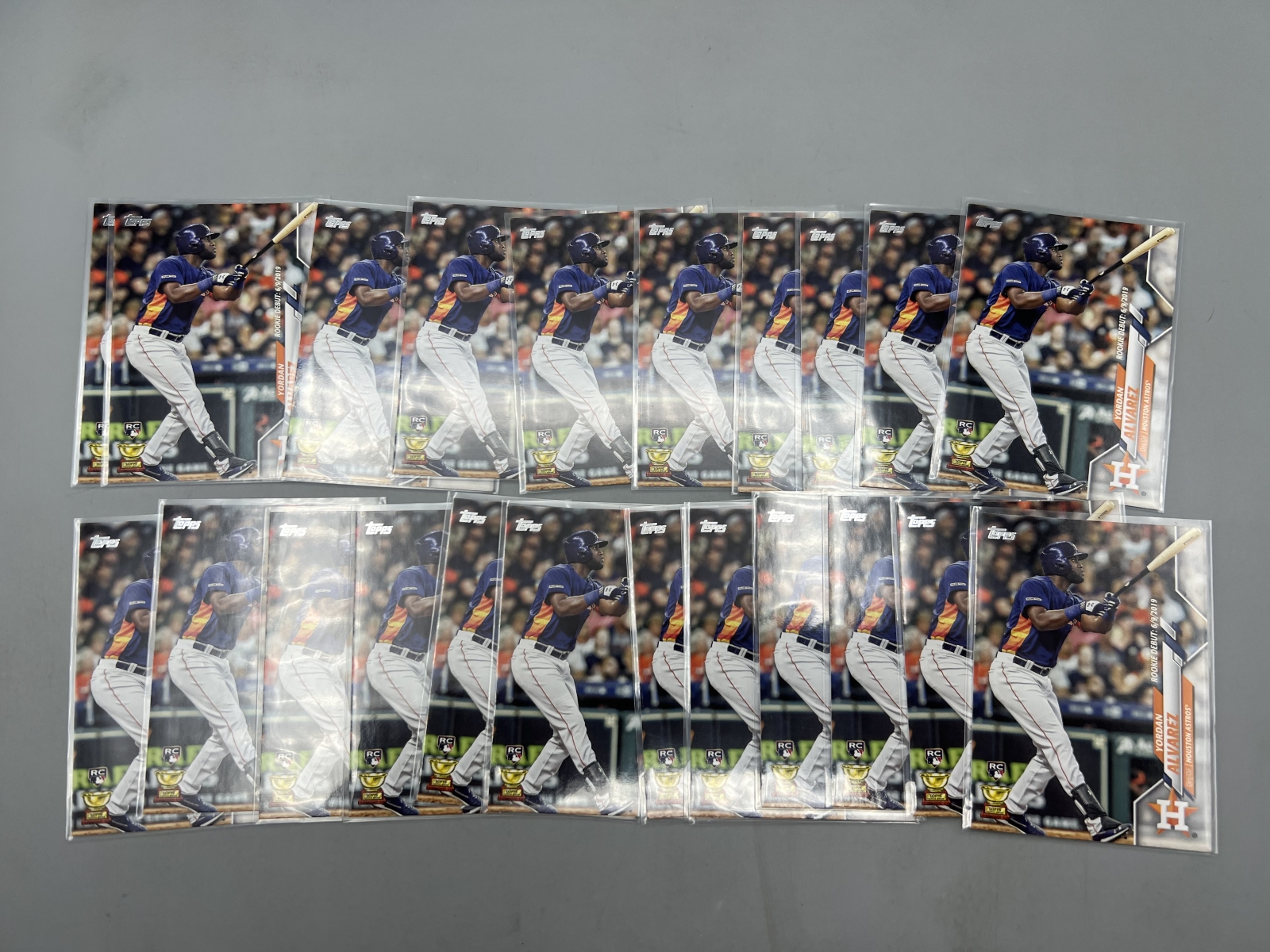 (23) 2020 Topps Update Yordan Alvarez RCs #U-300
