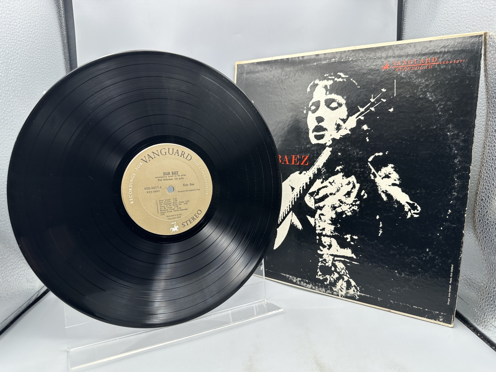 Vanguard Records Joan Baez Joan Baez Vinyl Album LP (1960) VSD-2077 - Gold Stereolab label variant