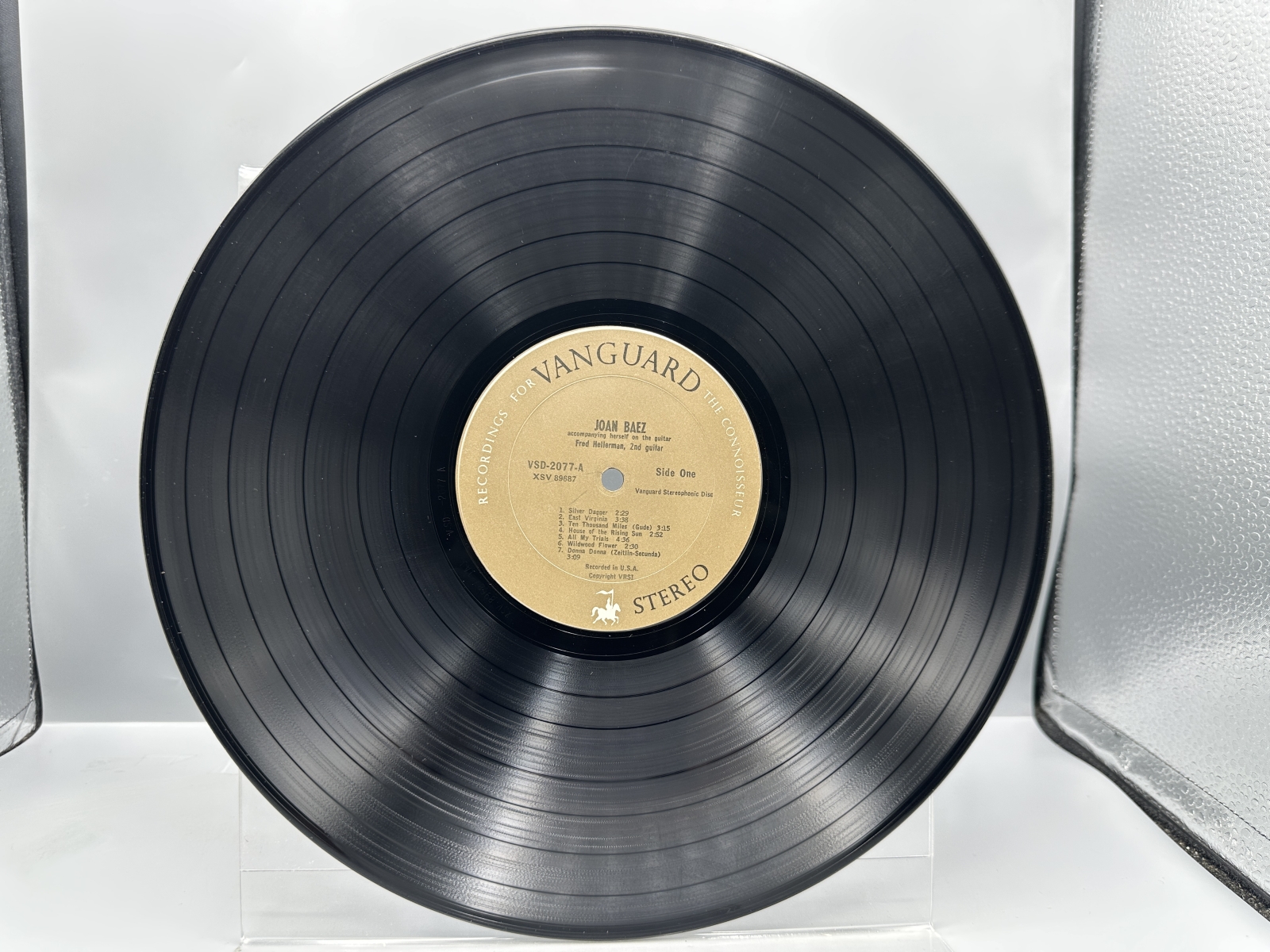 Vanguard Records Joan Baez Joan Baez Vinyl Album LP (1960) VSD-2077 - Gold Stereolab label variant
