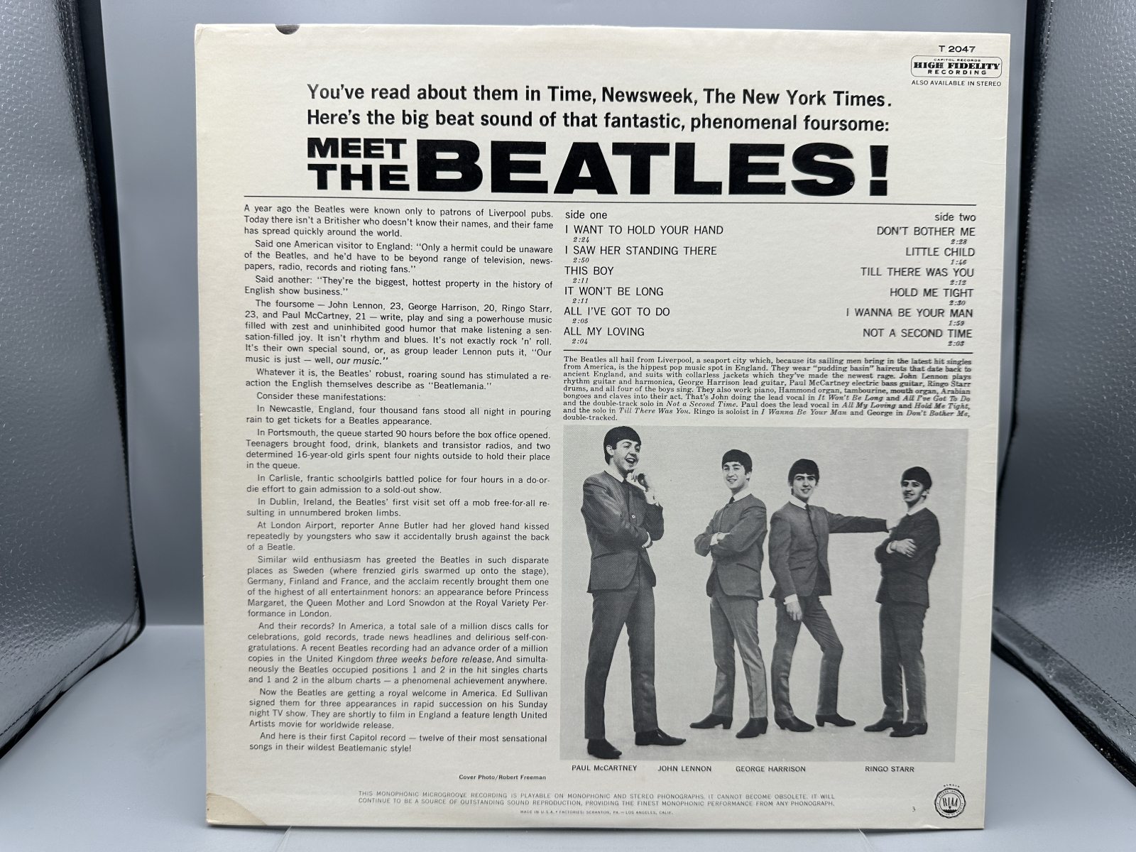 Capitol Records The Beatles Meet The Beatles! Vinyl Album LP (1964) T 2047 - Monophonic - Scranton Pressing with Original Inner Sleeve