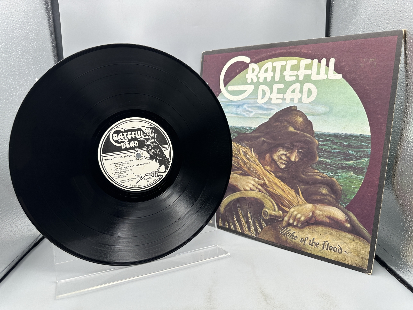 Grateful Dead Records Grateful Dead Wake of the Flood Vinyl Album LP (1973) GD-01 - Rick Griffin cover art - First release on independent la