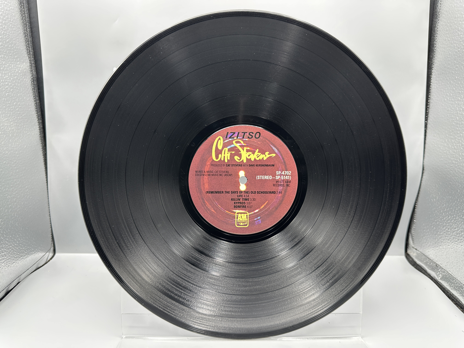 1977 A&M Records Cat Stevens Izitso Vinyl Album - SP-4702