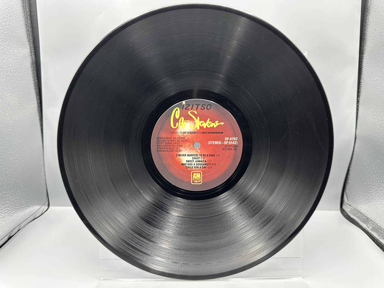 1977 A&M Records Cat Stevens Izitso Vinyl Album - SP-4702