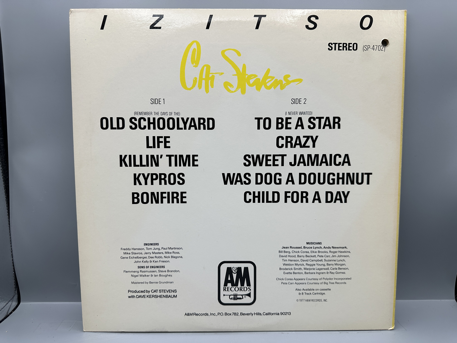 1977 A&M Records Cat Stevens Izitso Vinyl Album - SP-4702