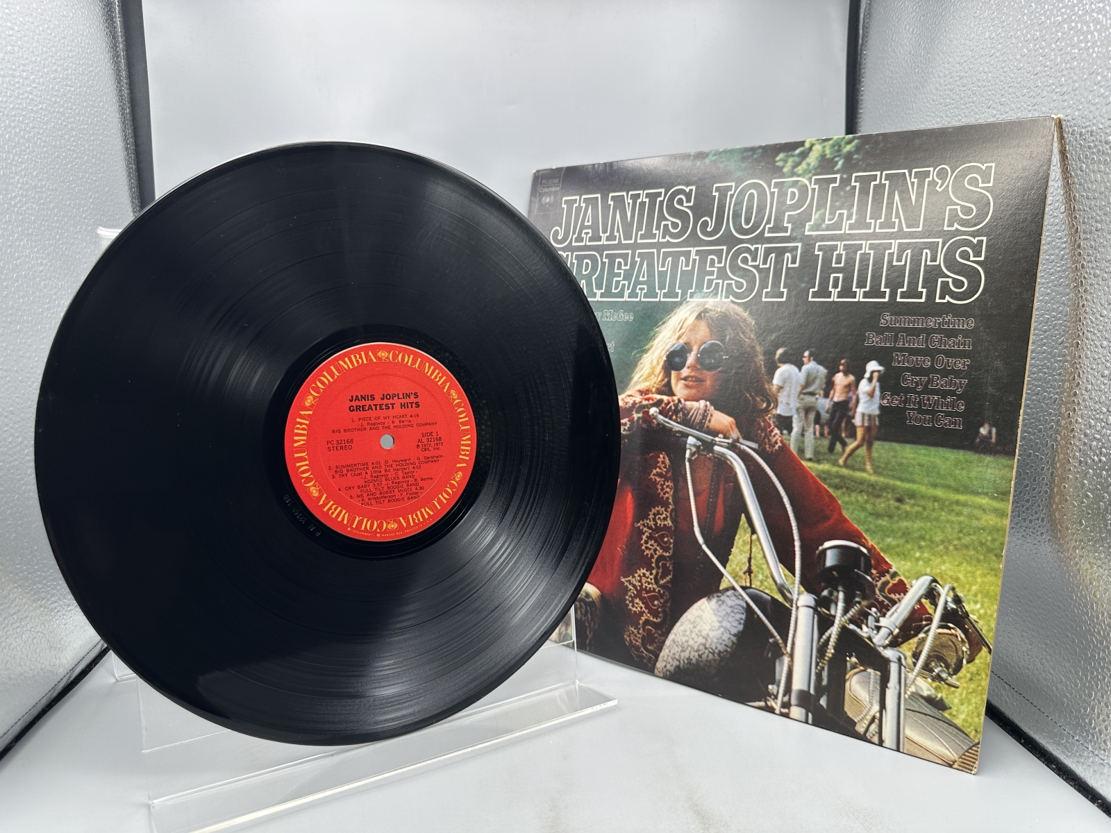 Columbia Records Janis Joplin Janis Joplin's Greatest Hits Vinyl Album LP (1973) PC 32168 - Pitman pressing featuring red inner sleeve