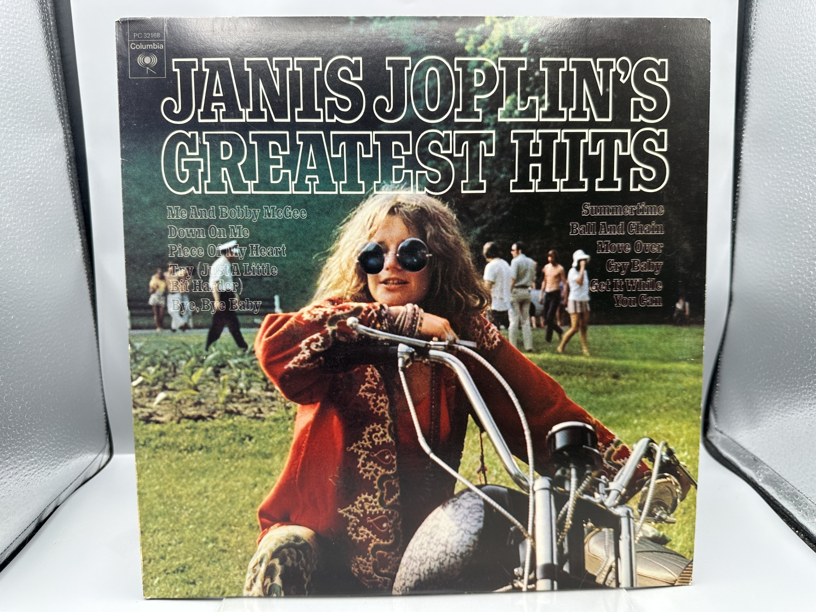 Columbia Records Janis Joplin Janis Joplin's Greatest Hits Vinyl Album LP (1973) PC 32168 - Pitman pressing featuring red inner sleeve