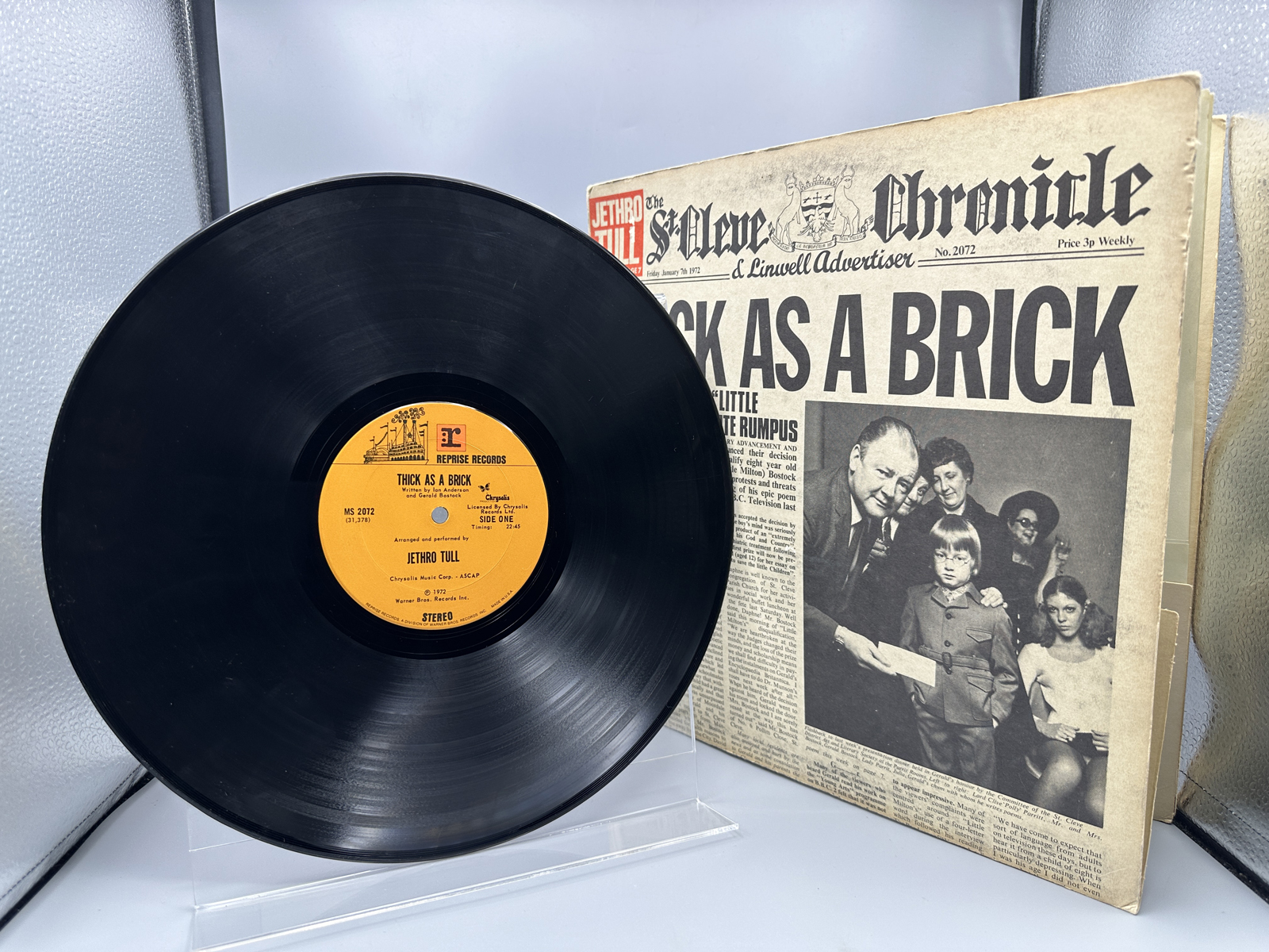 1972 Reprise Records Jethro Tull Thick As A Brick Vinyl Album - MS 2072