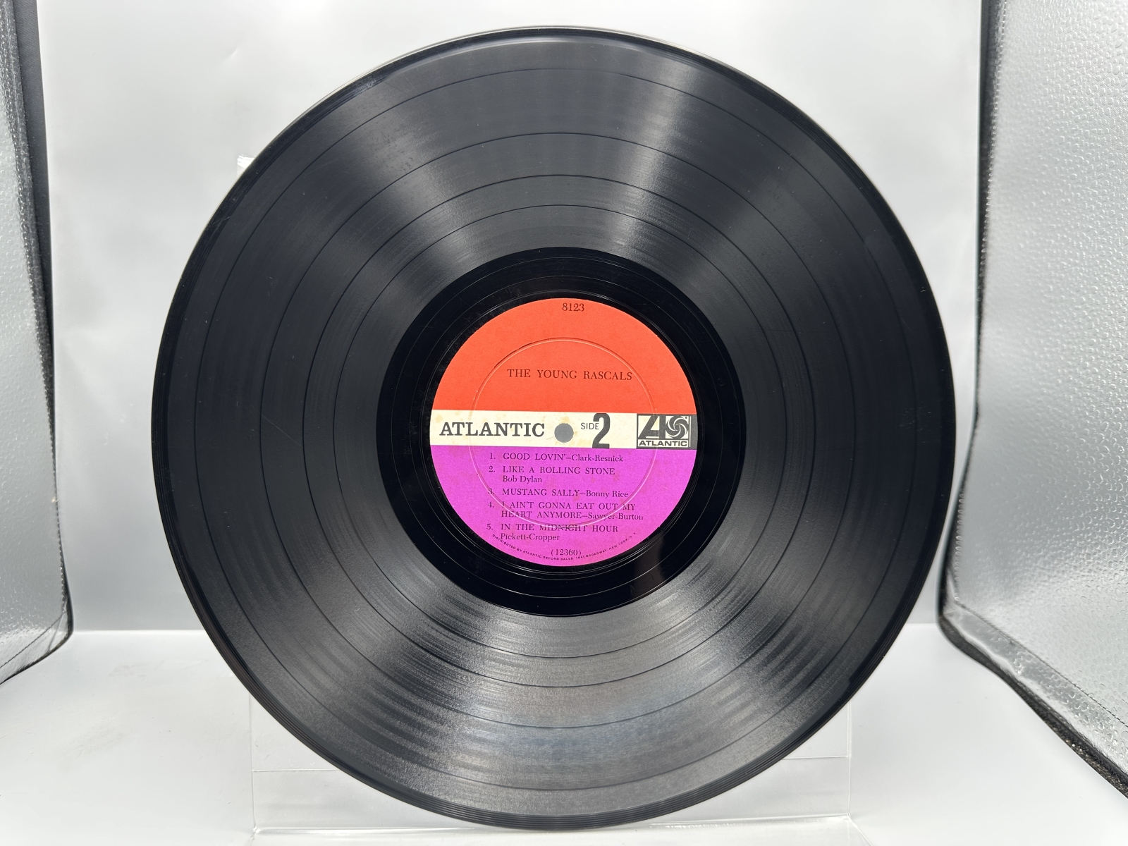 Atlantic Records The Young Rascals The Young Rascals Vinyl Album LP (1966) 8123 - Mono Pressing