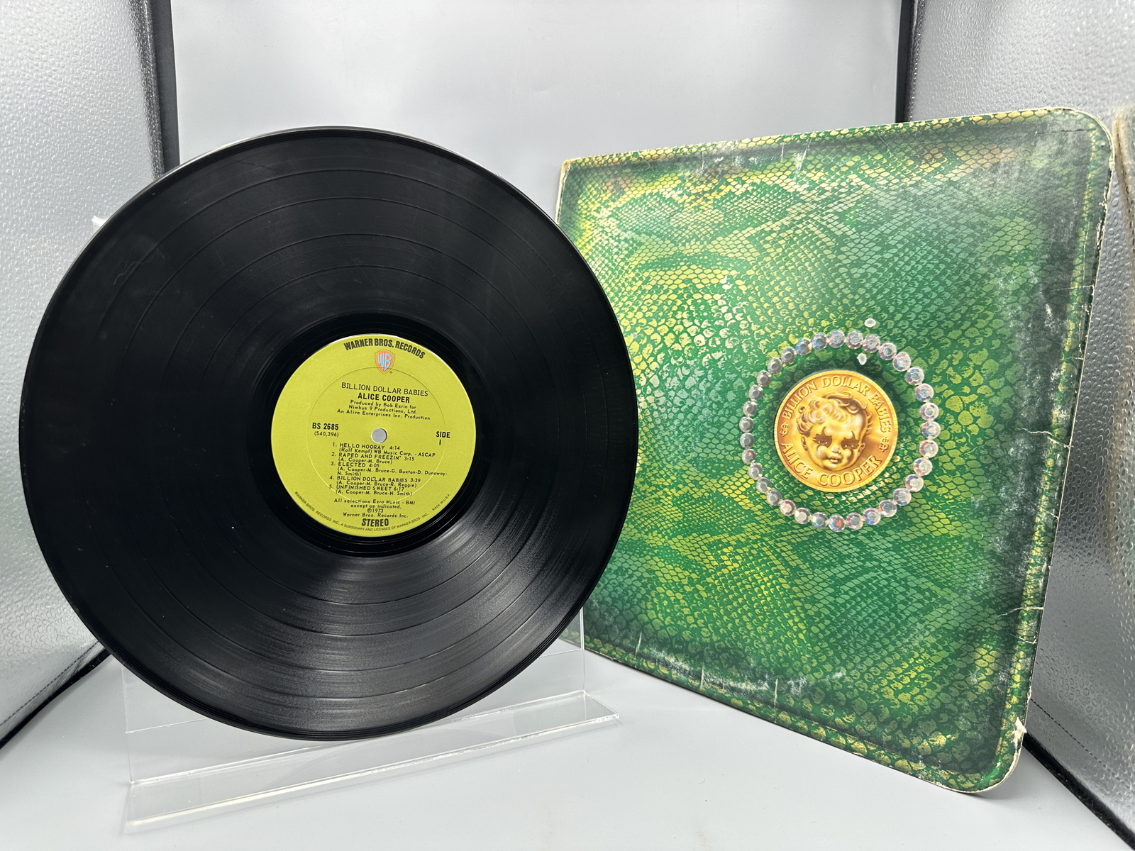 1973 Warner Bros. Records Alice Cooper Billion Dollar Babies Vinyl Album - BS 2685