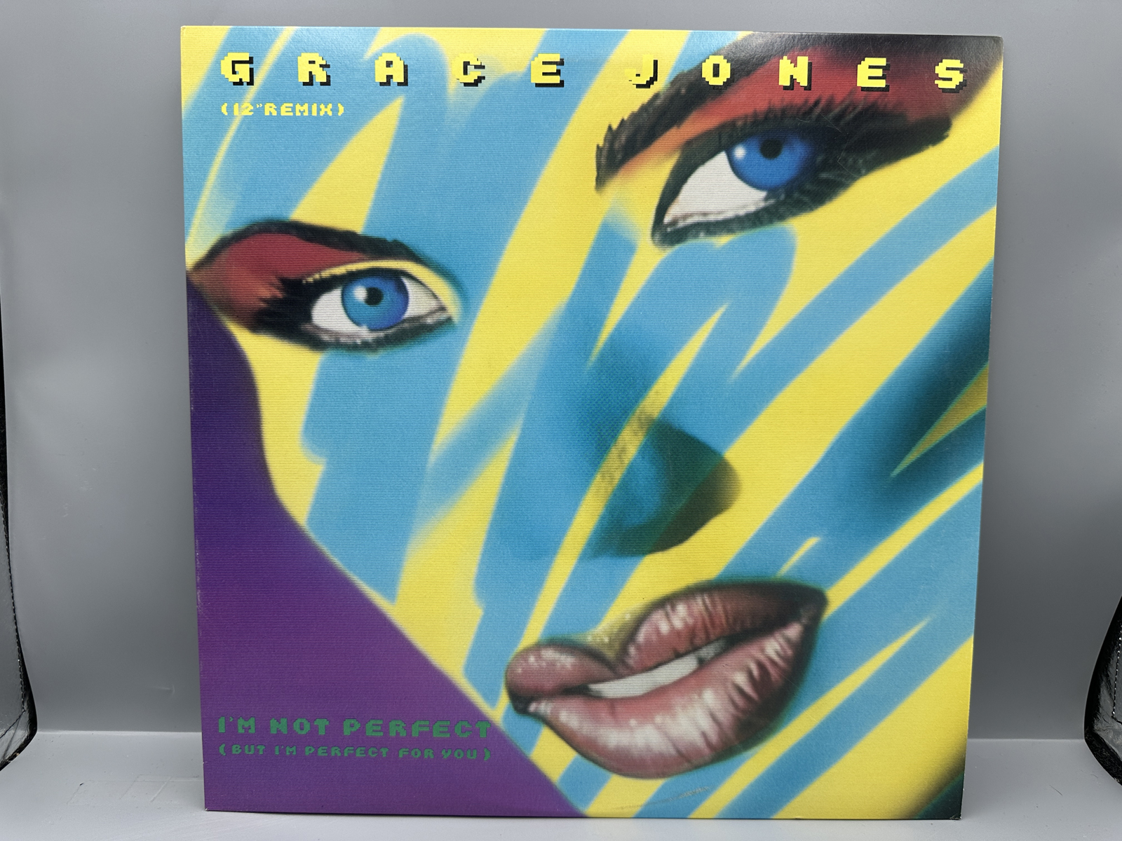 1986 Manhattan Records Grace Jones "I'm Not Perfect (But I'm Perfect For You)" Single Vinyl Record - V-56038