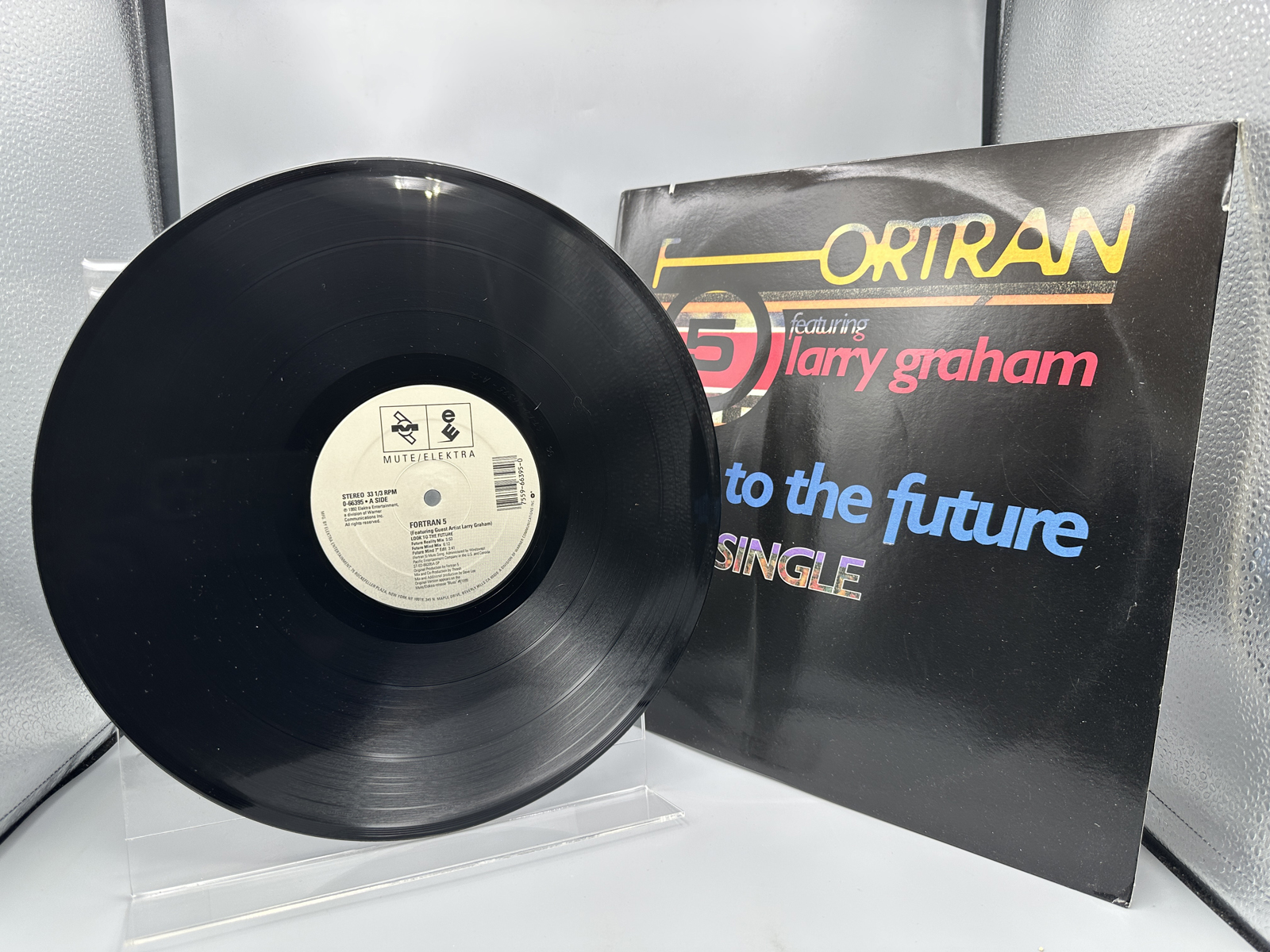 1992 Mute/Elektra Entertainment FORTRAN 5 featuring Larry Graham 'look to the future' Single Vinyl Record - 0-66395