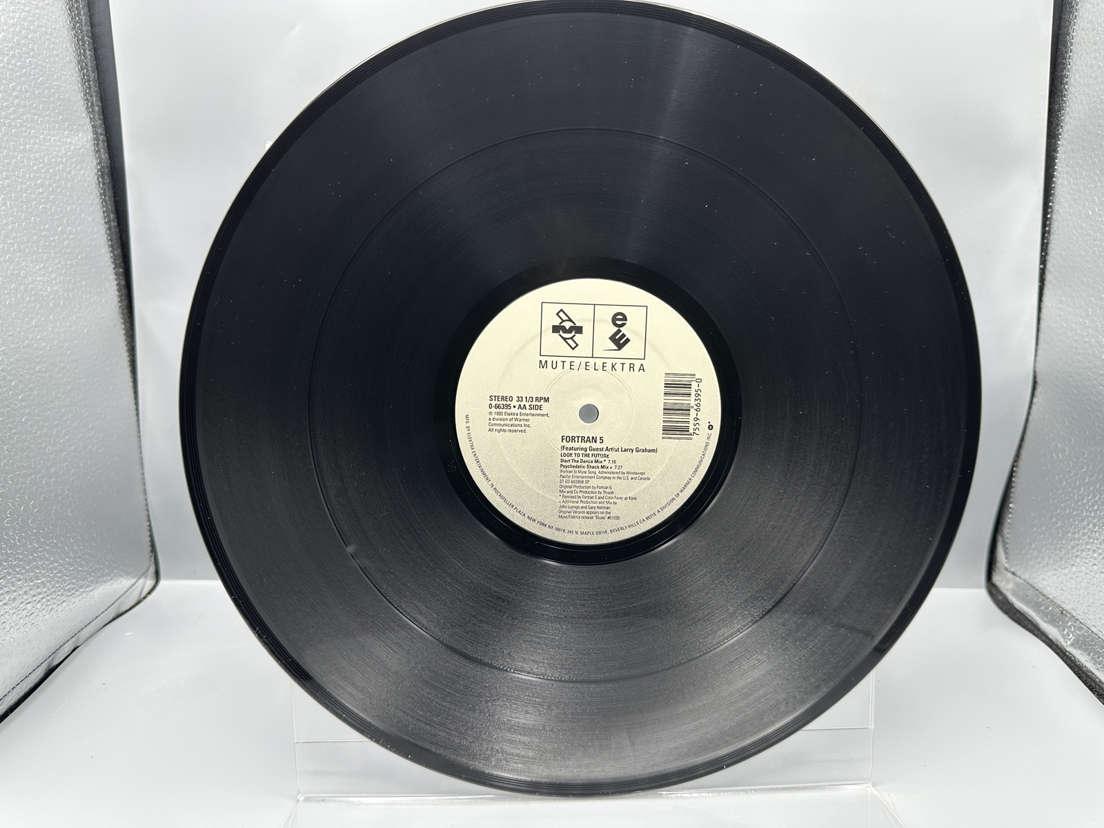 1992 Mute/Elektra Entertainment FORTRAN 5 featuring Larry Graham 'look to the future' Single Vinyl Record - 0-66395