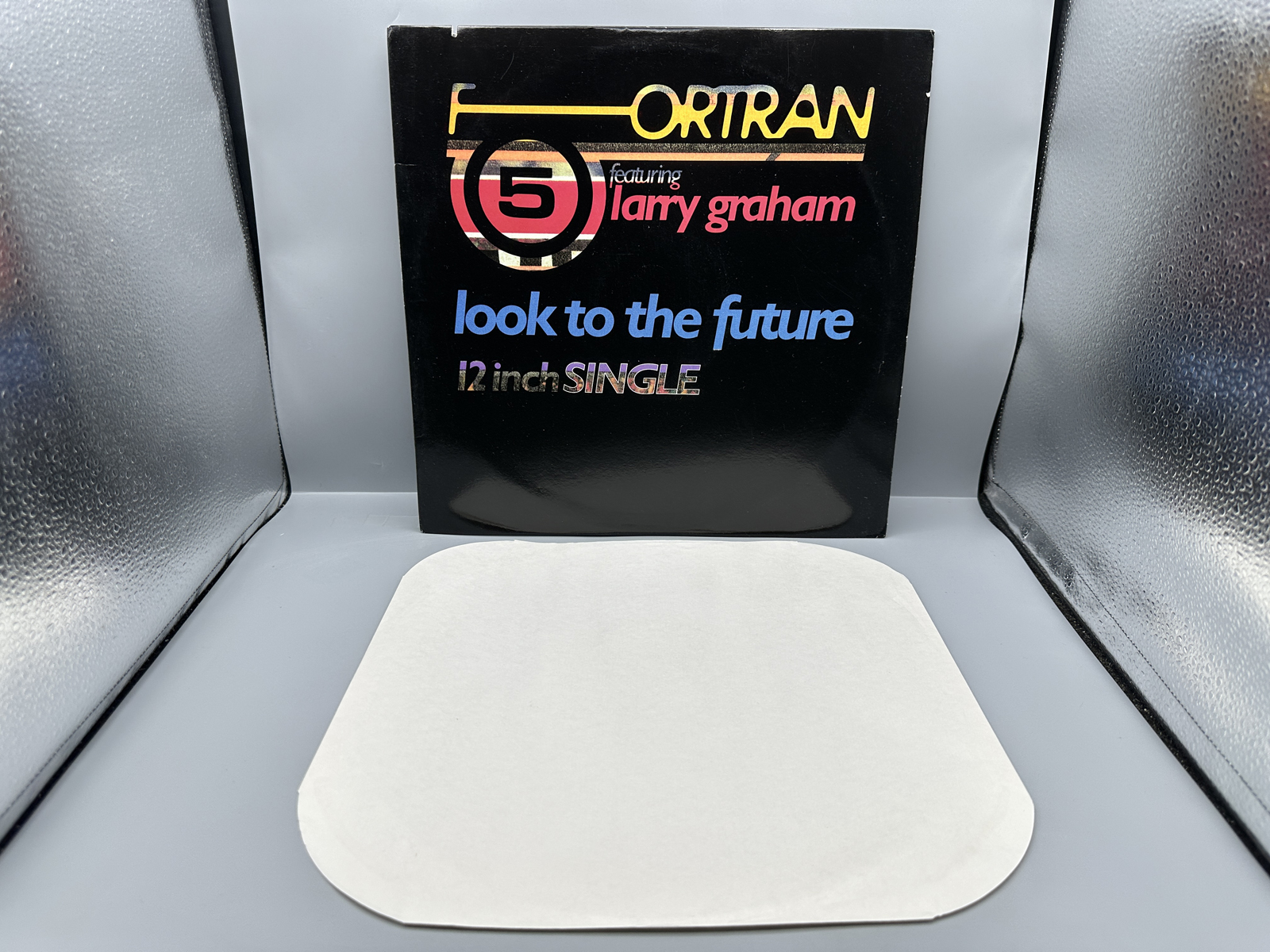 1992 Mute/Elektra Entertainment FORTRAN 5 featuring Larry Graham 'look to the future' Single Vinyl Record - 0-66395