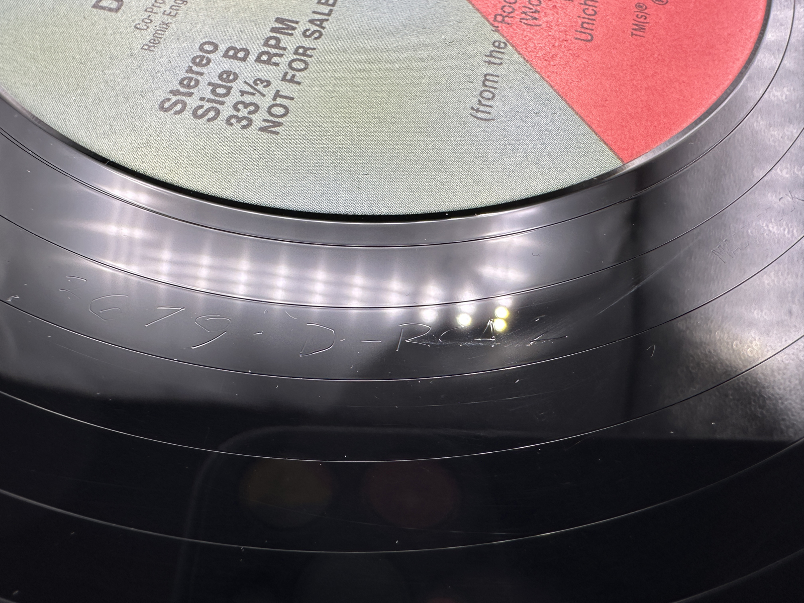 1983 RCA Records Daryl Hall + John Oates "Say It Isn't So" Promo Single Vinyl Record - (JD-13679)