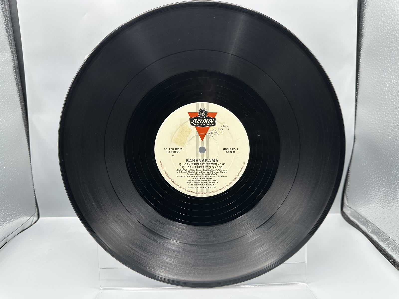 1987 London Records Bananarama I Can't Help It Single Vinyl Record - 886 212-1