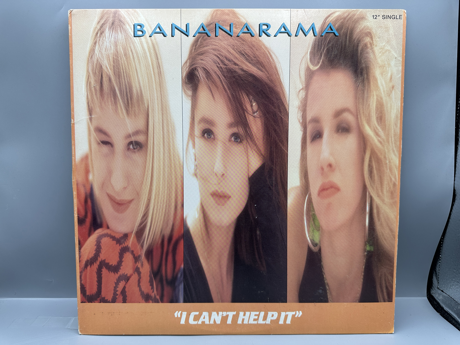 1987 London Records Bananarama I Can't Help It Single Vinyl Record - 886 212-1