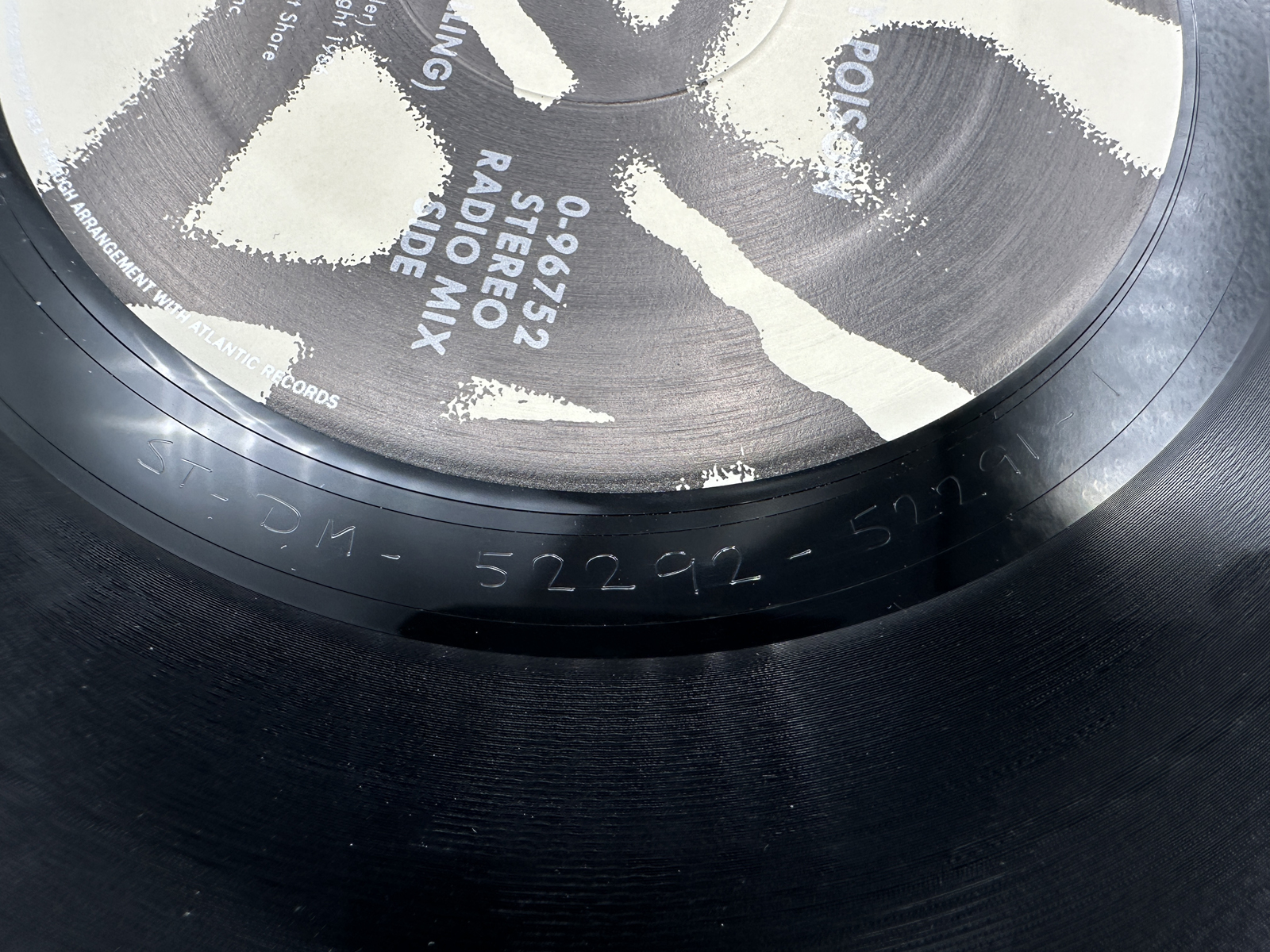 1988 Virgin Records Pretty Poison "Catch Me (I'm Falling)" Single Vinyl Record - 0-96752
