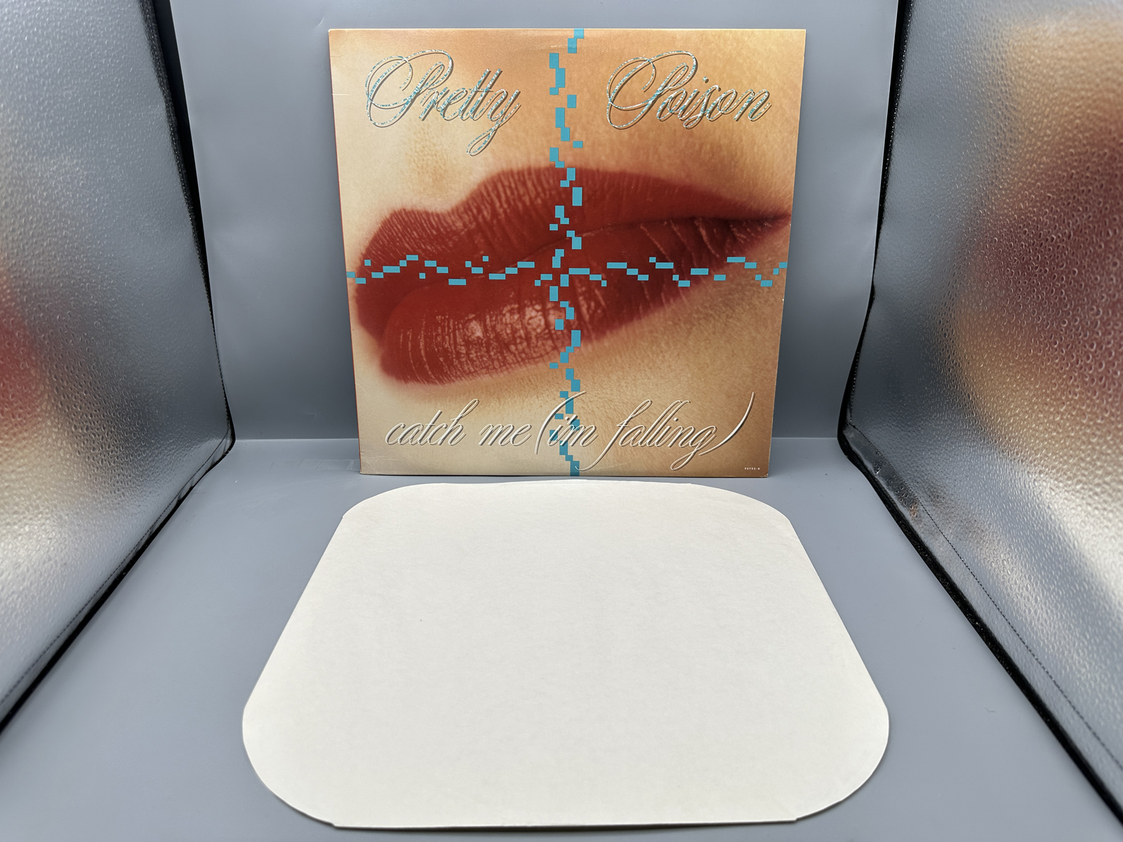 1988 Virgin Records Pretty Poison "Catch Me (I'm Falling)" Single Vinyl Record - 0-96752