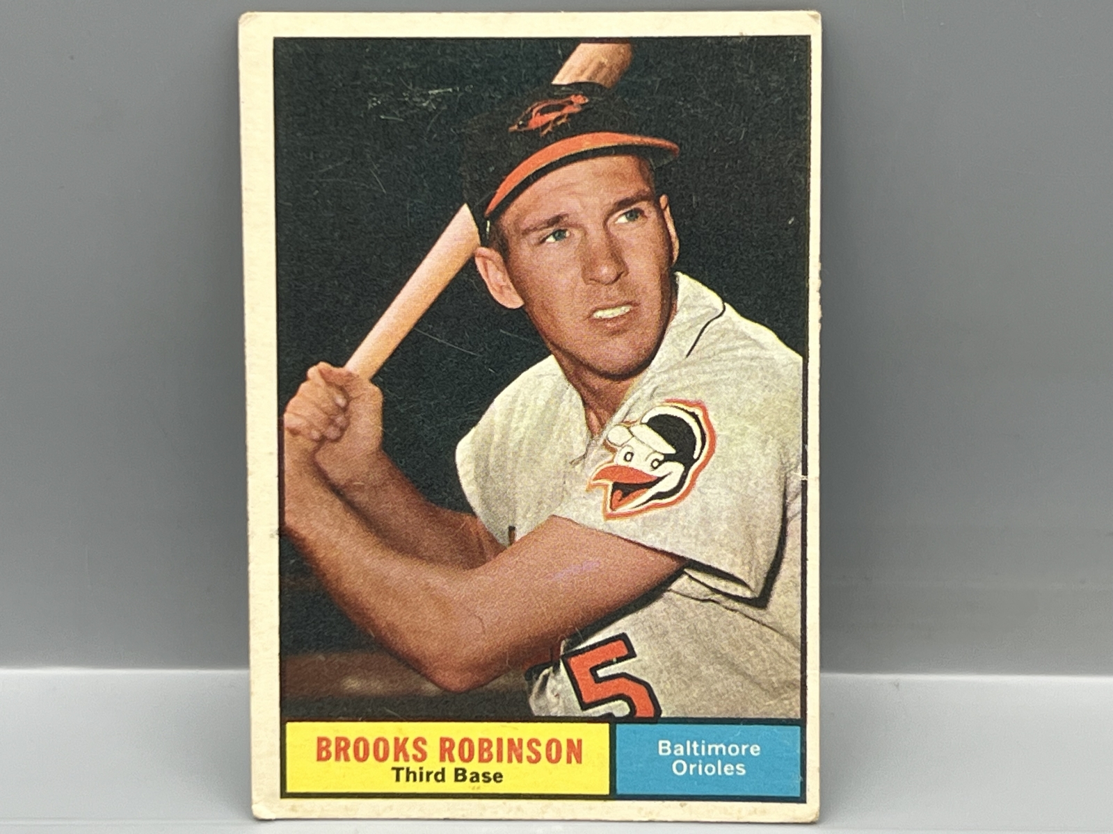 1961 Topps #10 Brooks Robinson (HOF) / Orioles