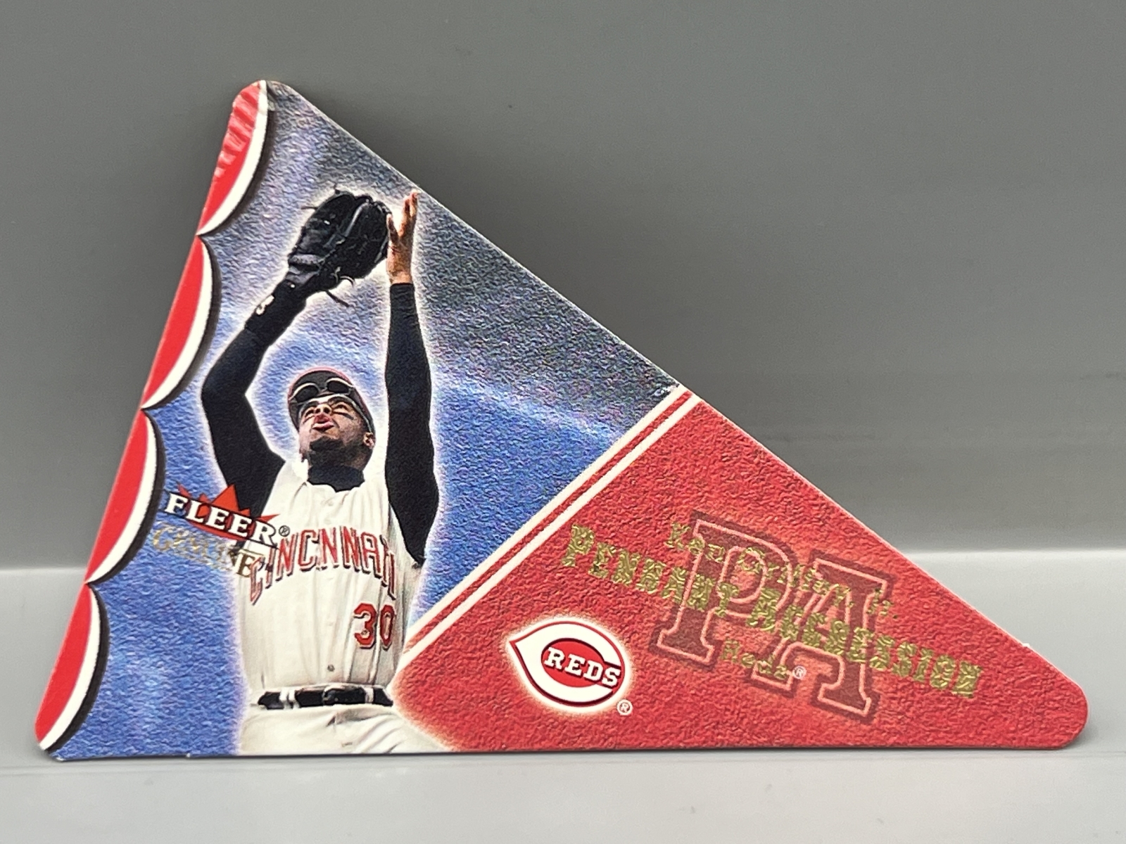 2001 Fleer Genuine Ken Griffey Jr. Pennant Aggresion Die Cut #5 Insert