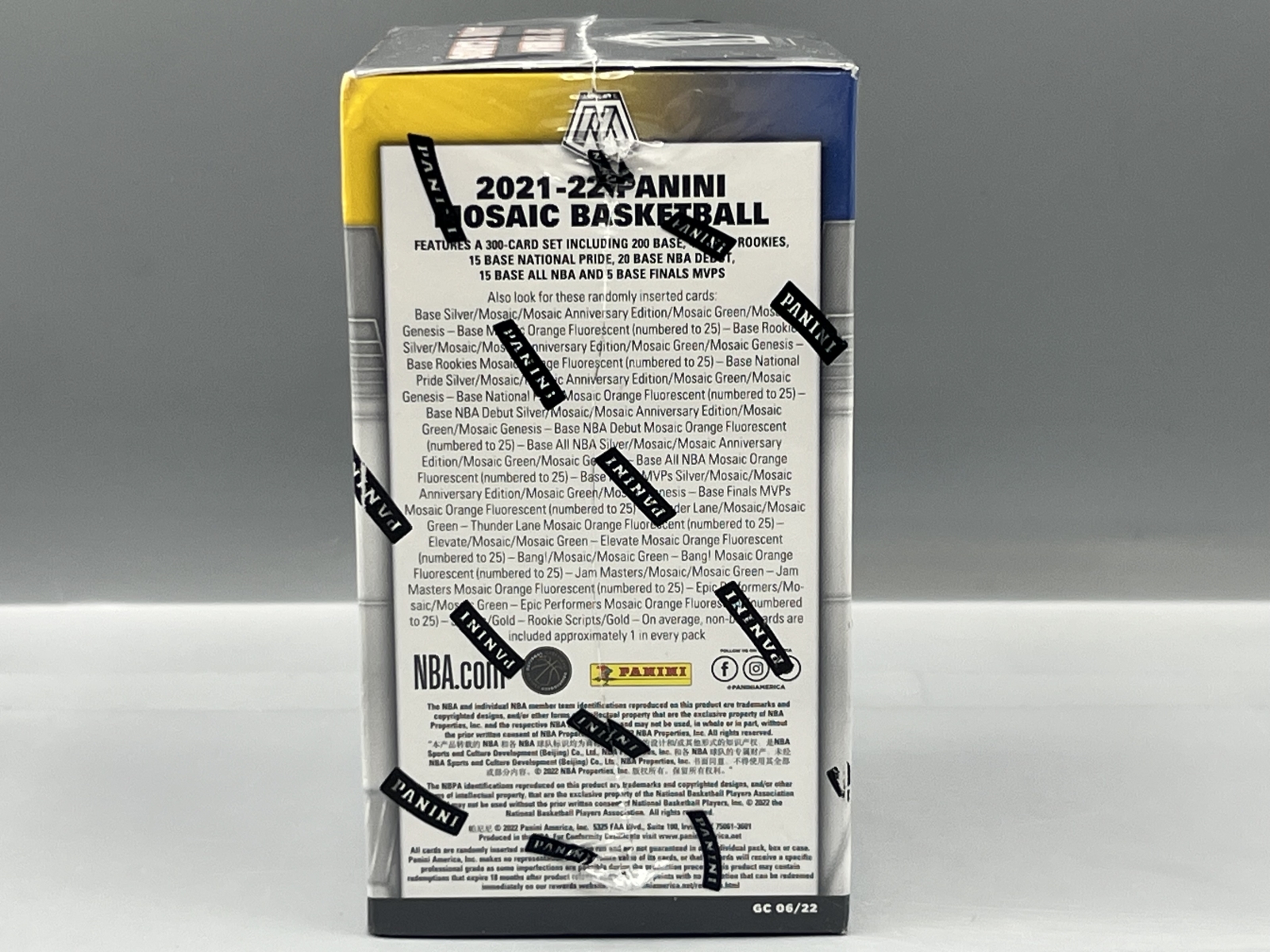 2021-22 Panini Mosaic Basketball Factory Sealed Blaster Box