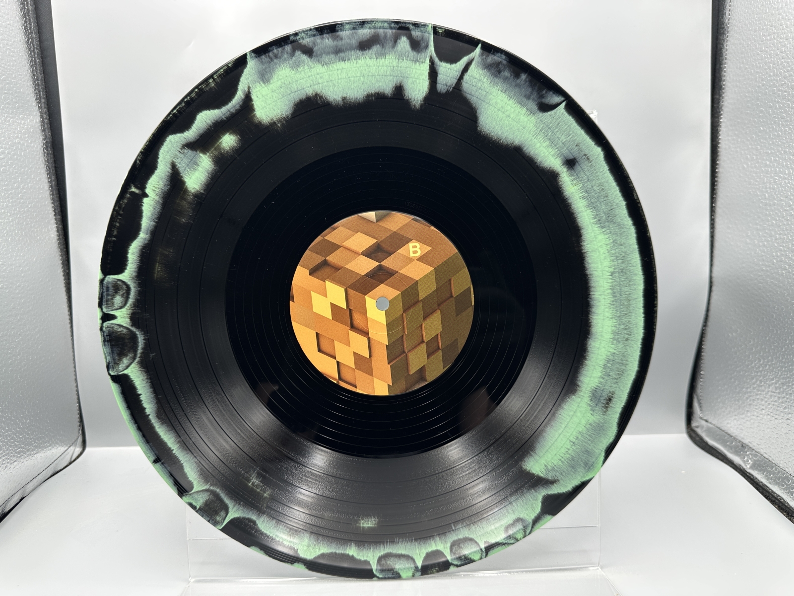C418: Minecraft - Volume Alpha (2023), Limited Edition (3,000 copies), reissue, green & black swirl vinyl (Iconic Minecraft Game Soundtrack)