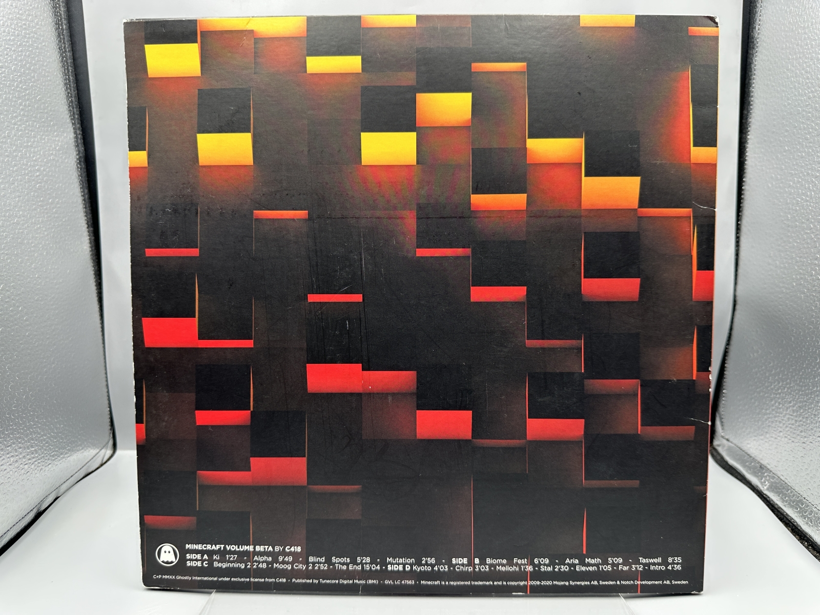 C418: Minecraft - Volume Beta (2024), 2 LPs, reissue, red with yelow splatter vinyl (Iconic Minecraft Game Soundtrack)