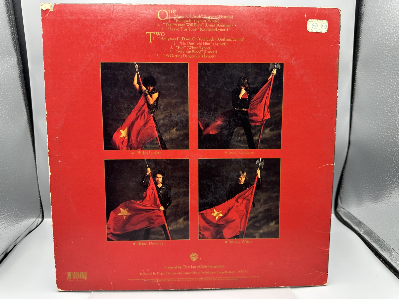Thin Lizzy: Renegade (1981), promo-notch in cover, cover shows minor edge wear